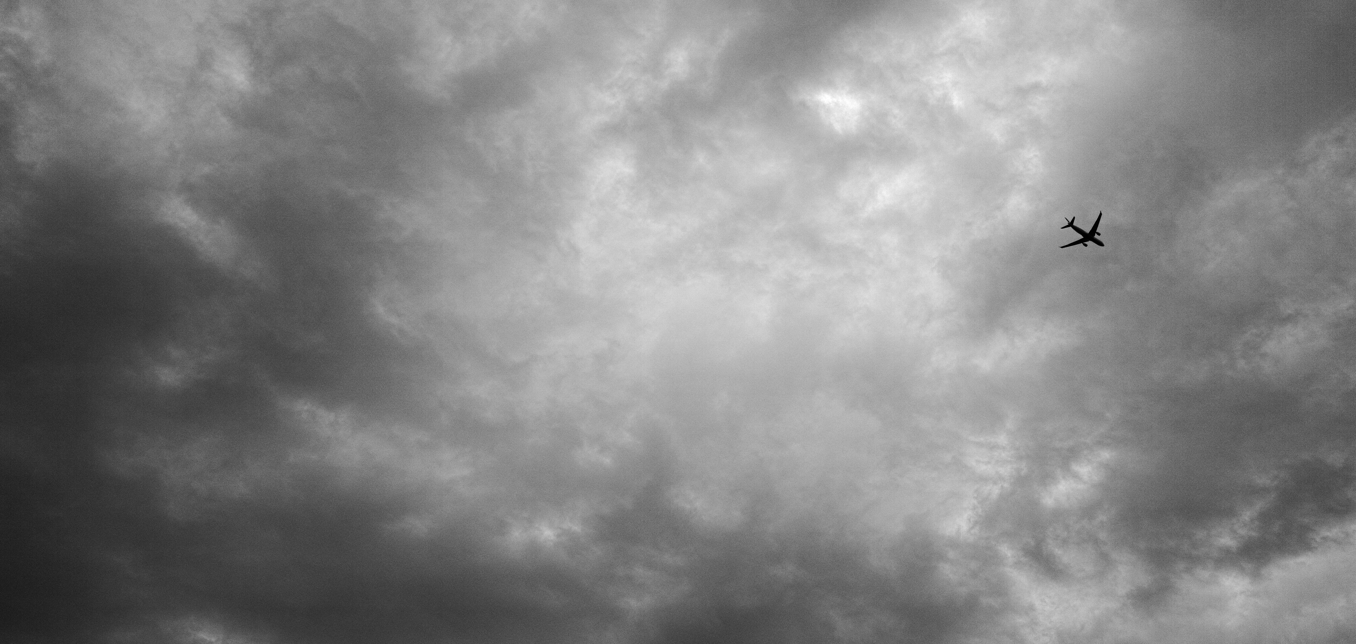 4K, fly, mid-air, loneliness, clouds, aesthetics, aircraft, travel, perspective, cloudscape, transportation, directly below, overcast, air vehicle, outdoors, HD Wallpaper