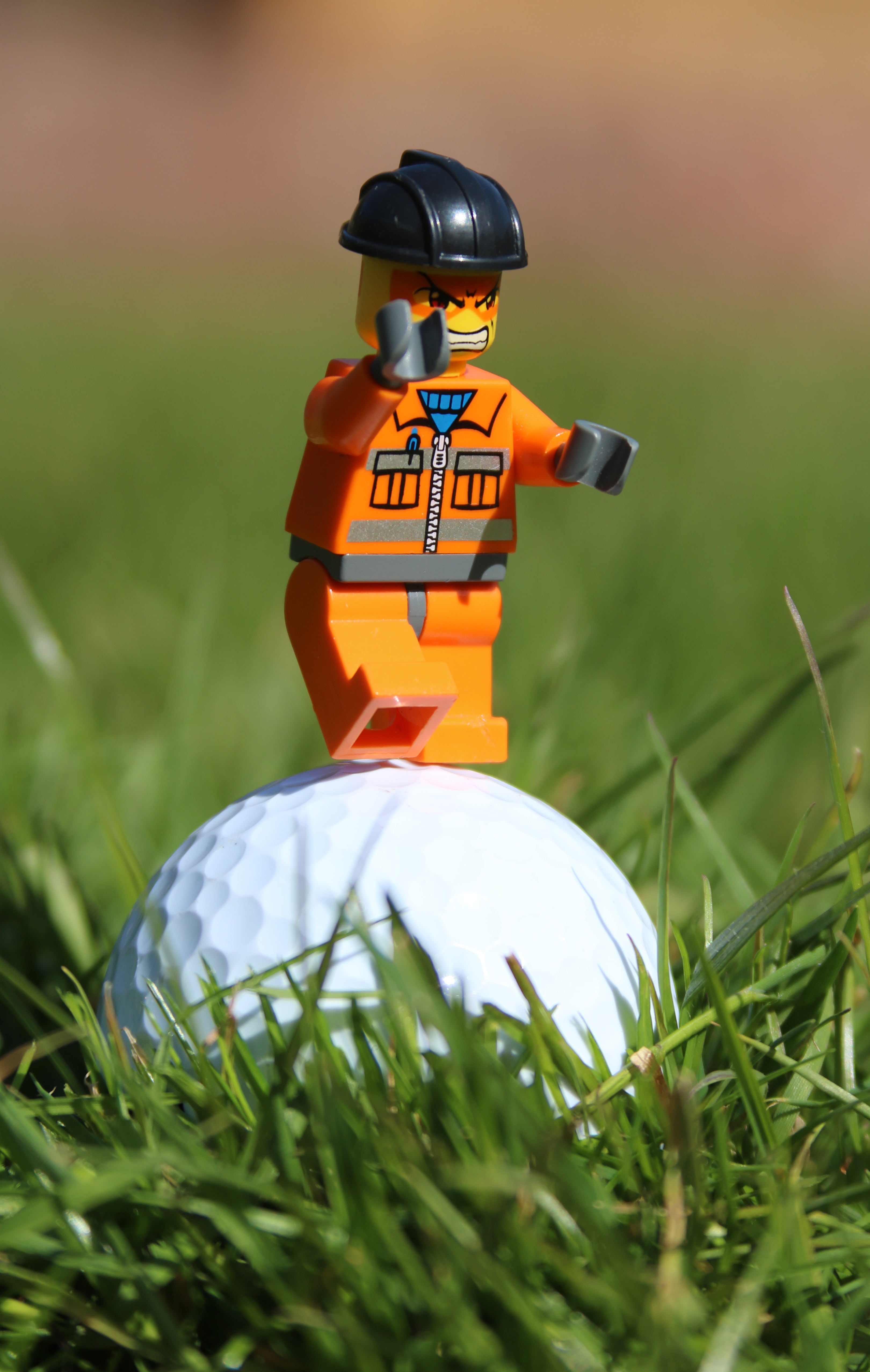 stress, golf ball, nature, growth, representation, funny, security, face, emotional, land, adult, human representation, mad, focus on foreground, expression, Phone HD Wallpaper