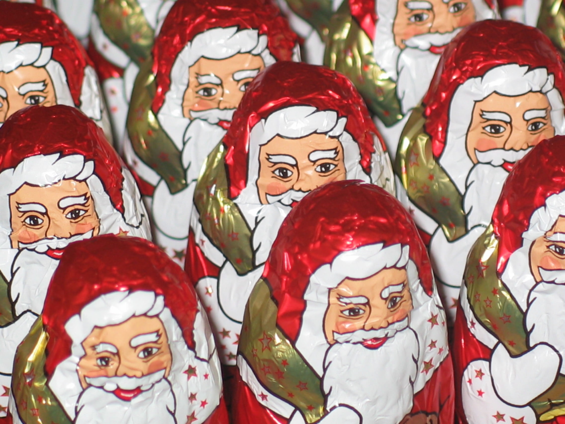santa claus, cocoa, food, christmas decoration, chocolate, christmas time, representation, red, father christmas, creativity, decoration, retail, christmas, HD Wallpaper