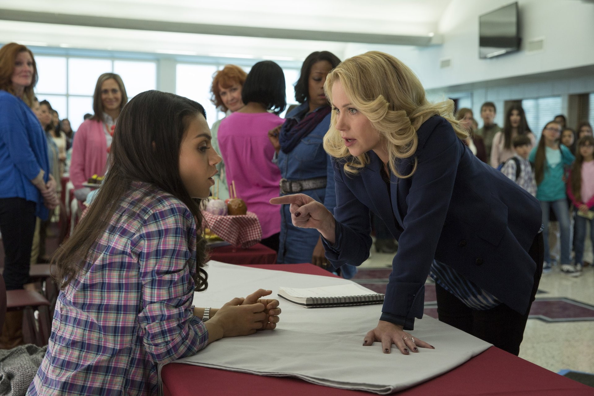 Amy Mitchell, Movie, Christina Applegate, Mila Kunis, 1080P, Bad Moms, HD Wallpaper