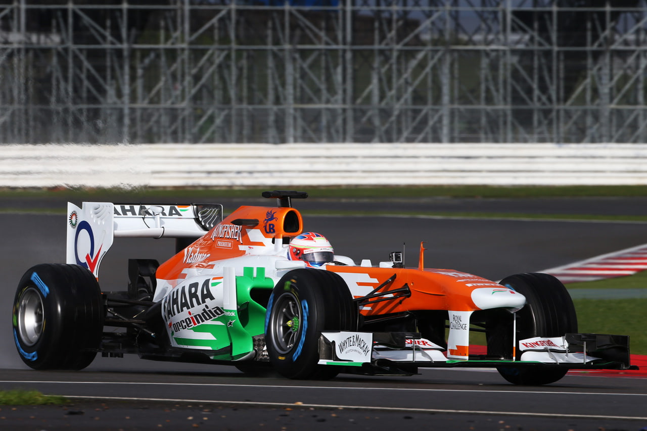 track and field, vjm, wheel, headwear, car, auto racing, sports track, speed, formula one racing, competition, mercedes, motor racing track, helmet, crash helmet, HD Wallpaper
