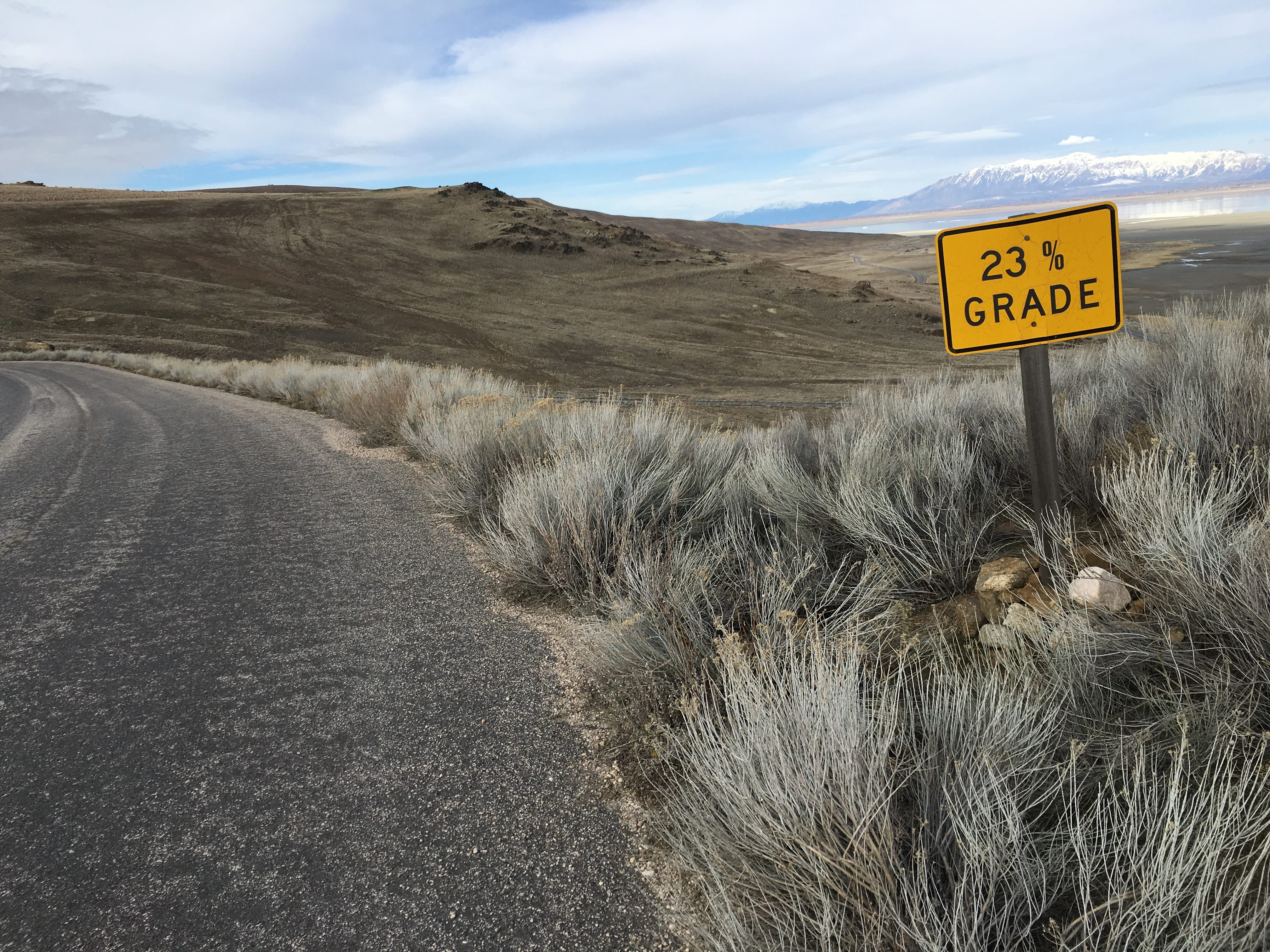 climate, syracuse, tranquility, day, text, outdoors, beauty in nature, communication, sign, 4K, information, high desert, nature, road, grade, information sign, HD Wallpaper