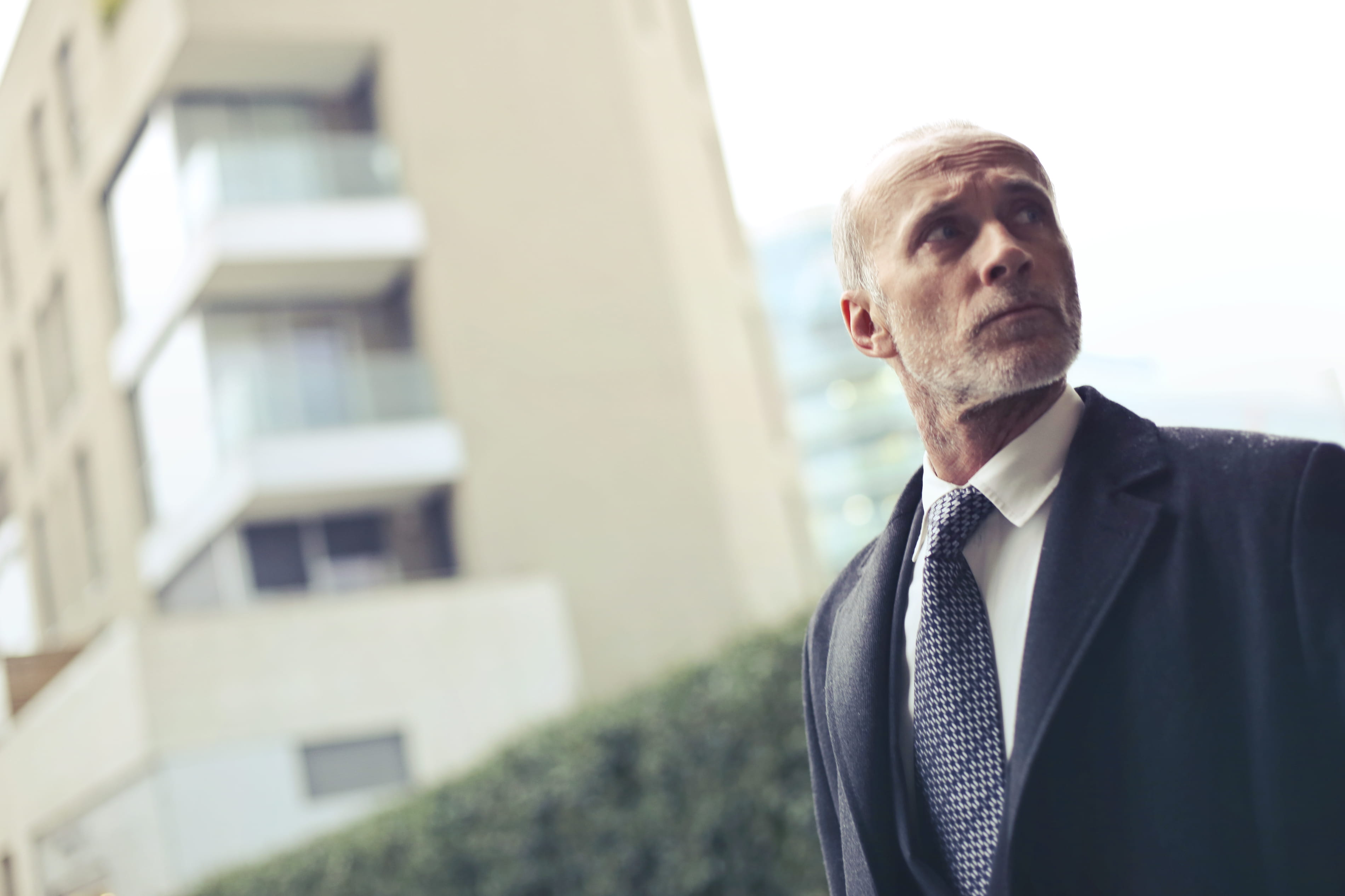 built structure, well-dressed, contemplation, adult, building exterior, fine-looking, portrait, coat, formalwear, windows, one person, photo, mature men, HD Wallpaper