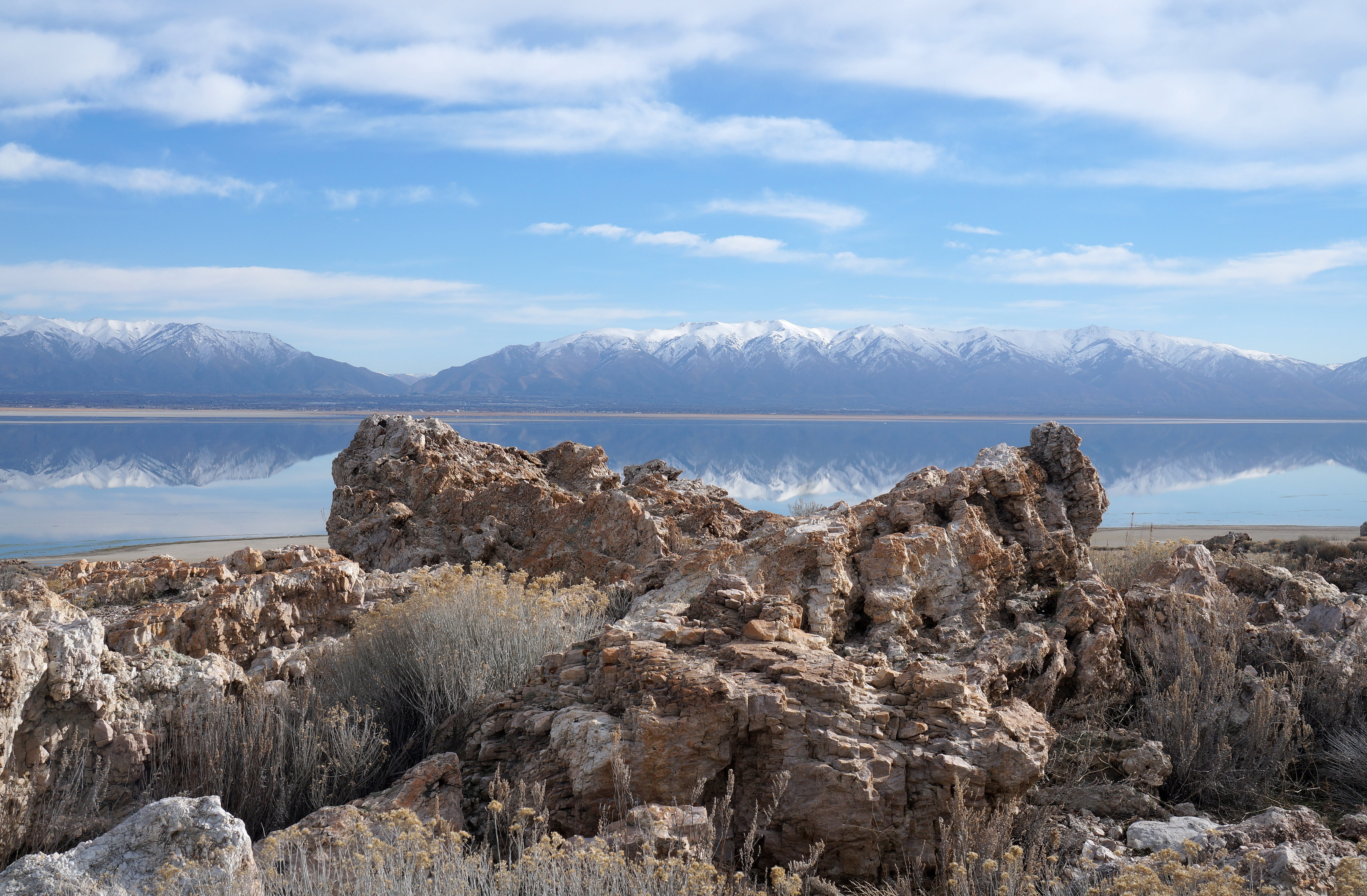 day, travel, 5K, great salt lake, antelope island, sky, scenics - nature, beauty in nature, rock - object, mountain, environment, united states, non-urban scene, HD Wallpaper