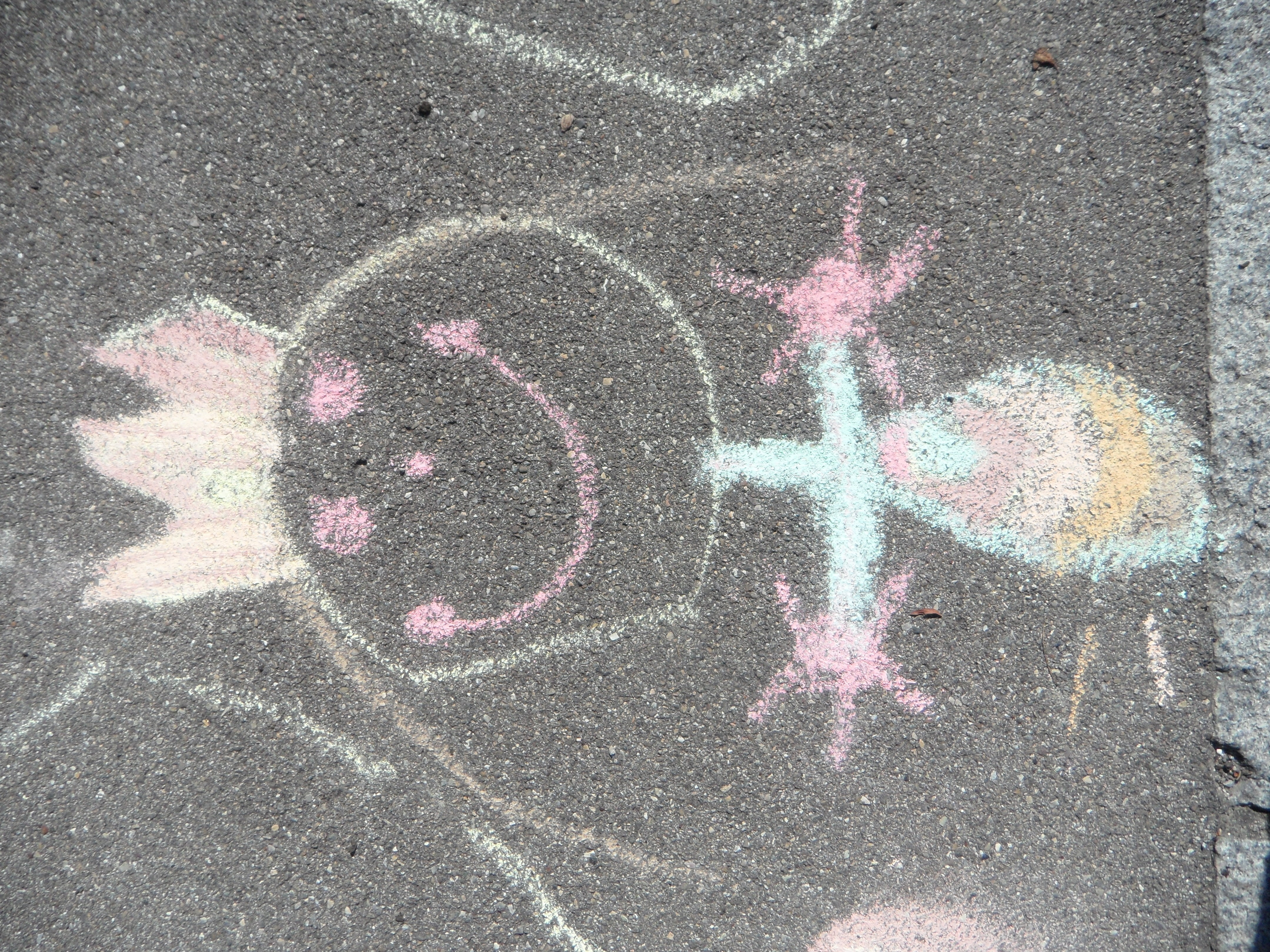figure, representation, city, 4K, outdoors, males, photo, kids, drawing - art product, painting, street chalk, creativity, cheerful, art, chalk, human, HD Wallpaper