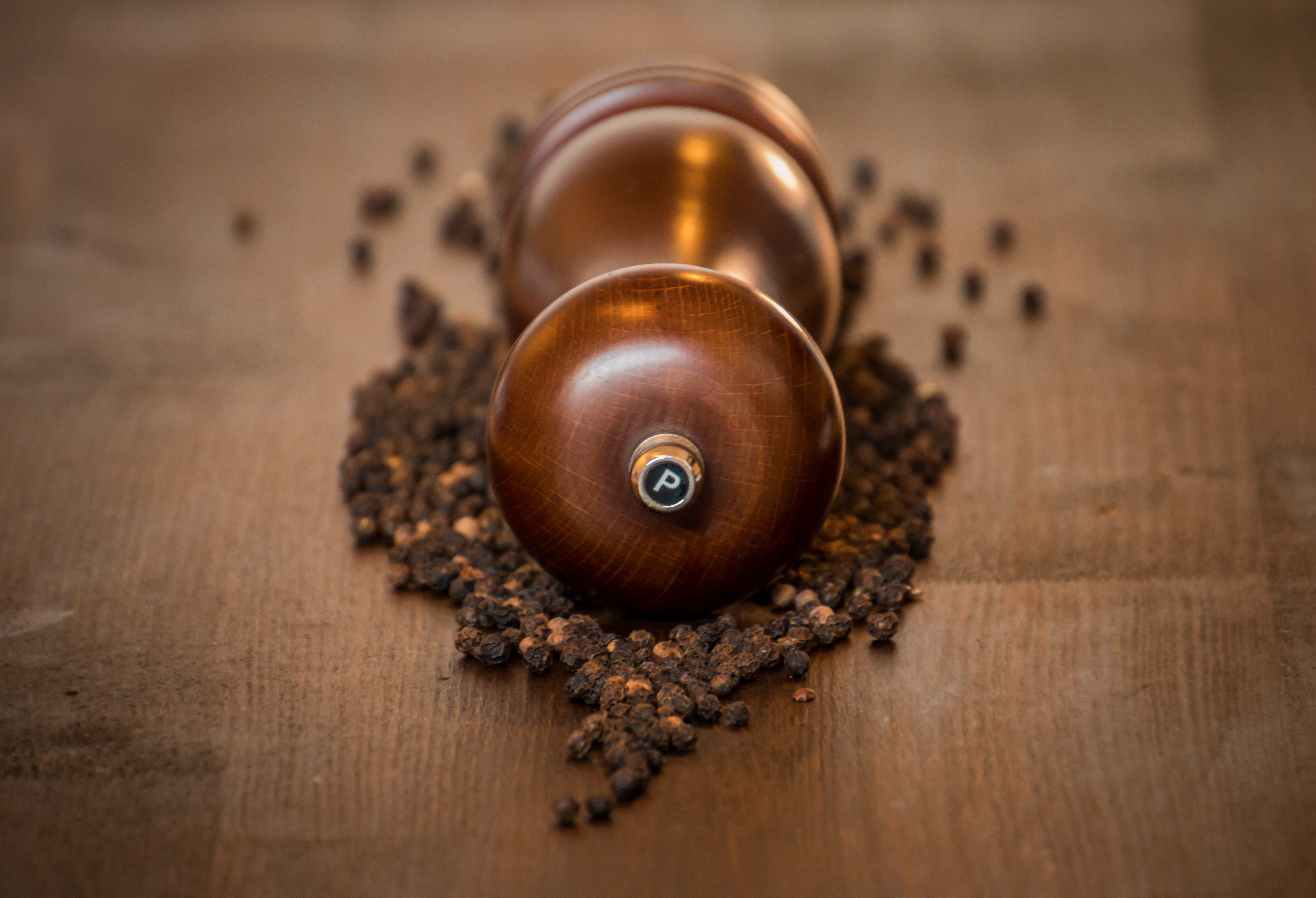 4K, healthy eating, grind, wooden table, indoors, mill, freshness, nature, high angle view, food, spice mill, roasted coffee bean, dark wood, pepper mill, HD Wallpaper