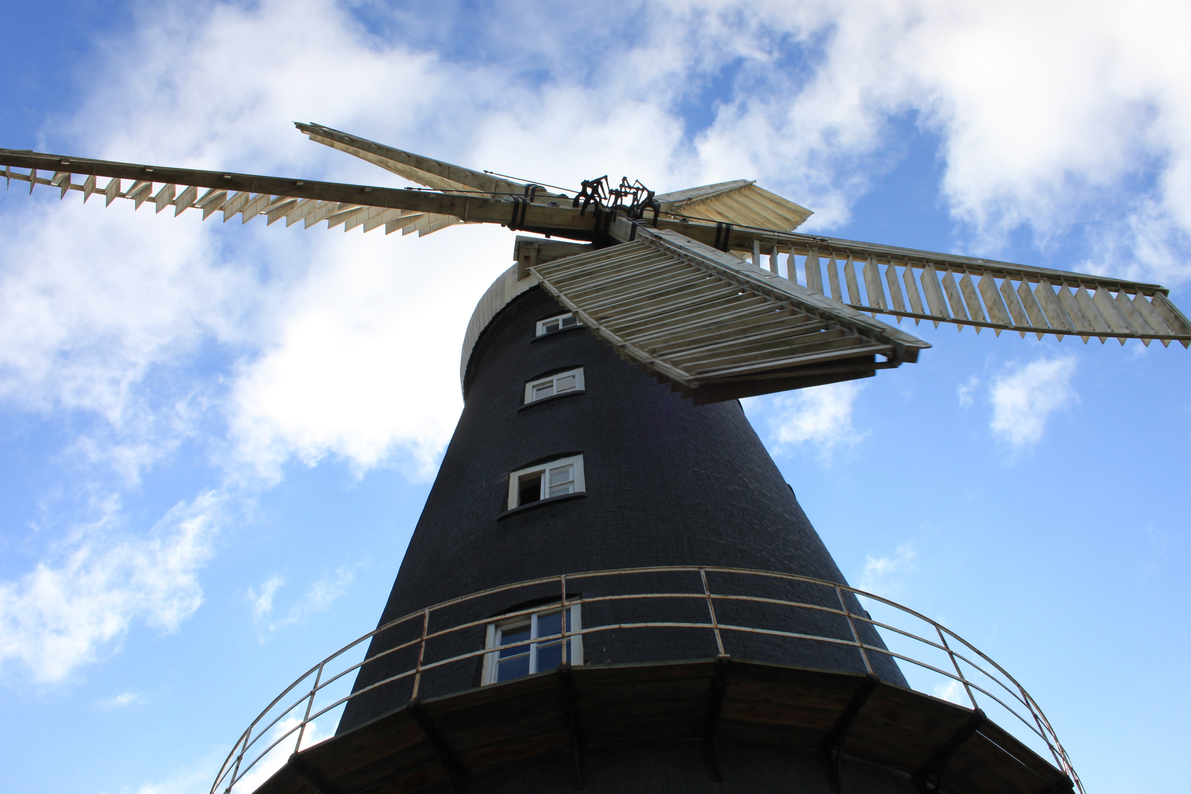 sail, landmark, grind, cloud - sky, architecture, rural scene, windmill, craftsmanship, milling, renewable energy, mill, fuel and power generation, built structure, HD Wallpaper