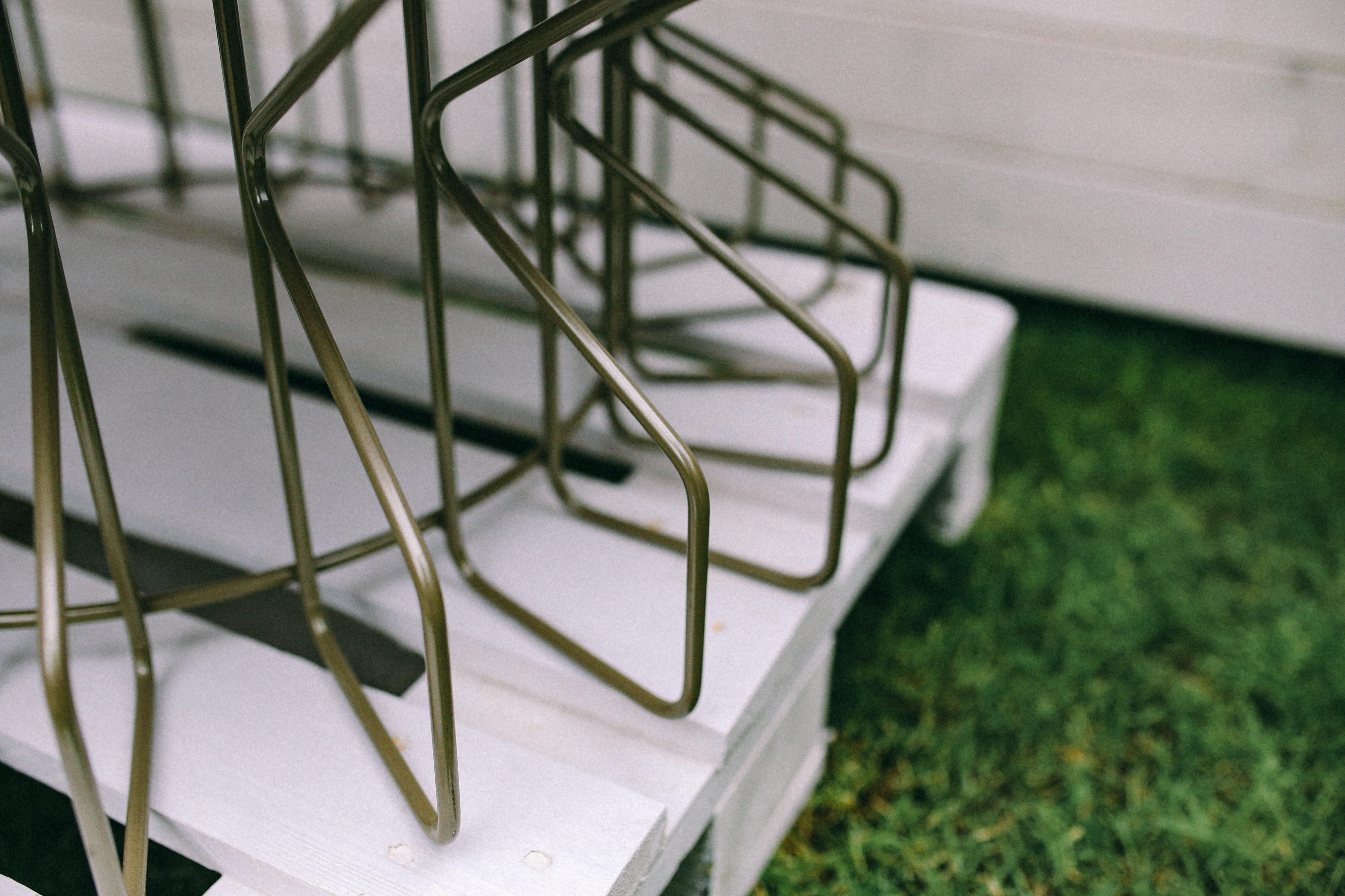 selective focus, white color, field, copy space, 5K, Details, indoors, chair, close-up, day, architecture, seat, no People, decorations, empty, outdoors, HD Wallpaper