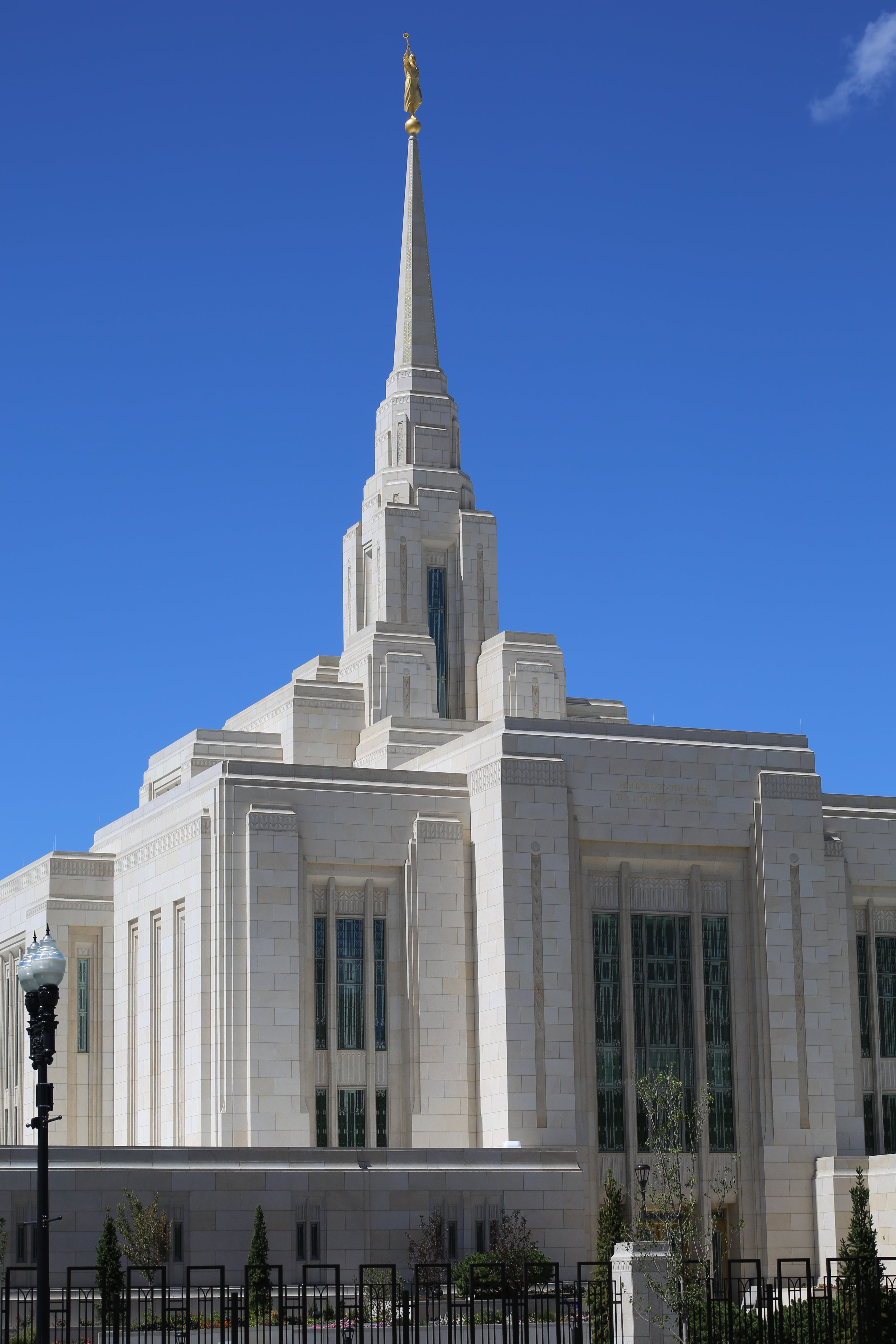 no people, nature, salt lake city, spiritual, city, historic, b, clear sky, temple, day, spire, travel destinations, joseph smith, latter day saint, lds, Phone HD Wallpaper