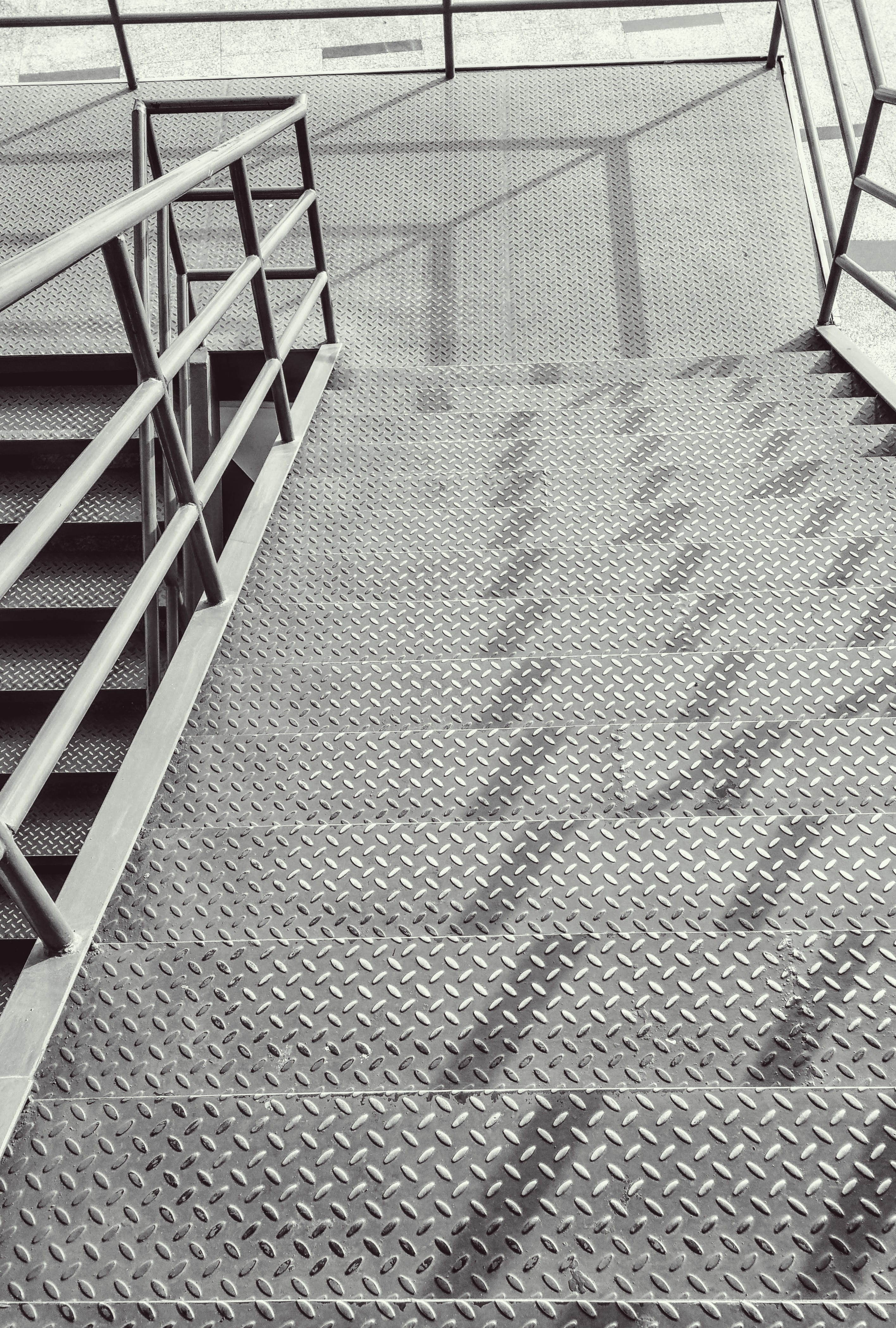 expression, building exterior, pattern, modern, steep, perspective, architecture, construction, stairs, grey, light and shadow, stairway, footpath, empty, Phone HD Wallpaper