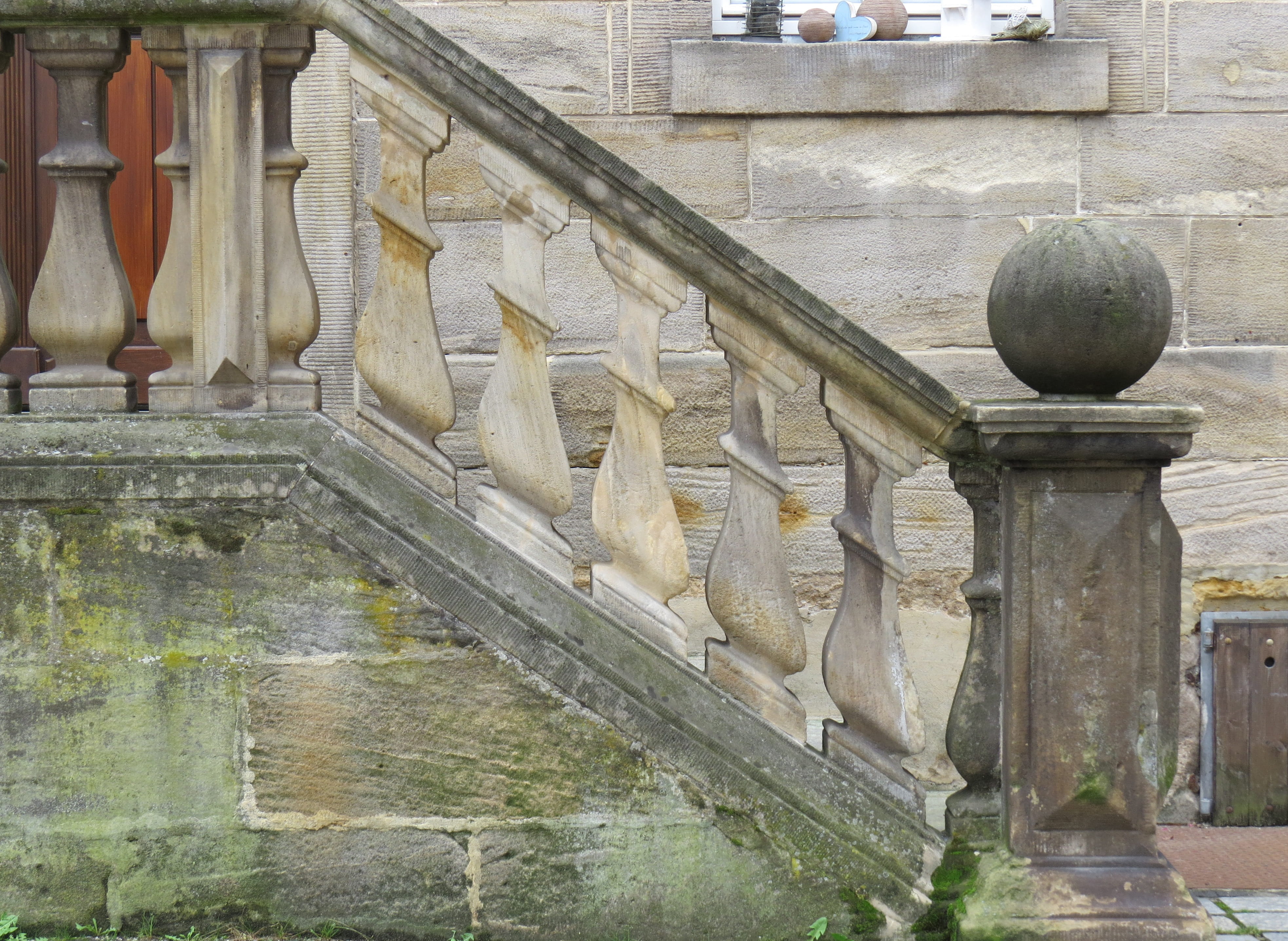 architecture, building, no people, stone, sculpture, statue, masonry, carving, art and craft, treppengeländer, 4K, human representation, history, creativity, HD Wallpaper