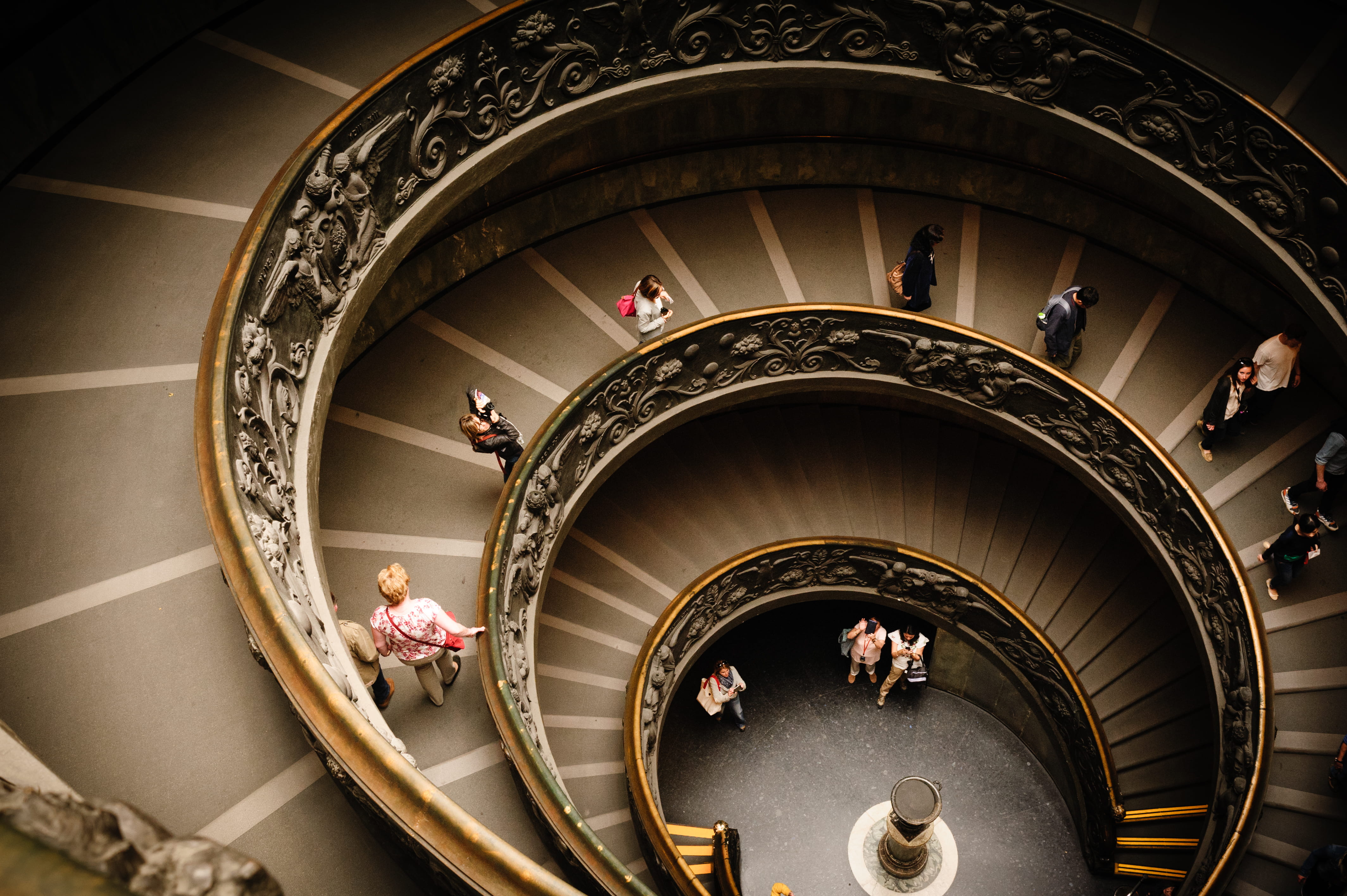 built structure, staircase, men, stairwell, moving down, building, spiral staircase, spiral, abstract, person, architecture, motion, real people, ornate, HD Wallpaper
