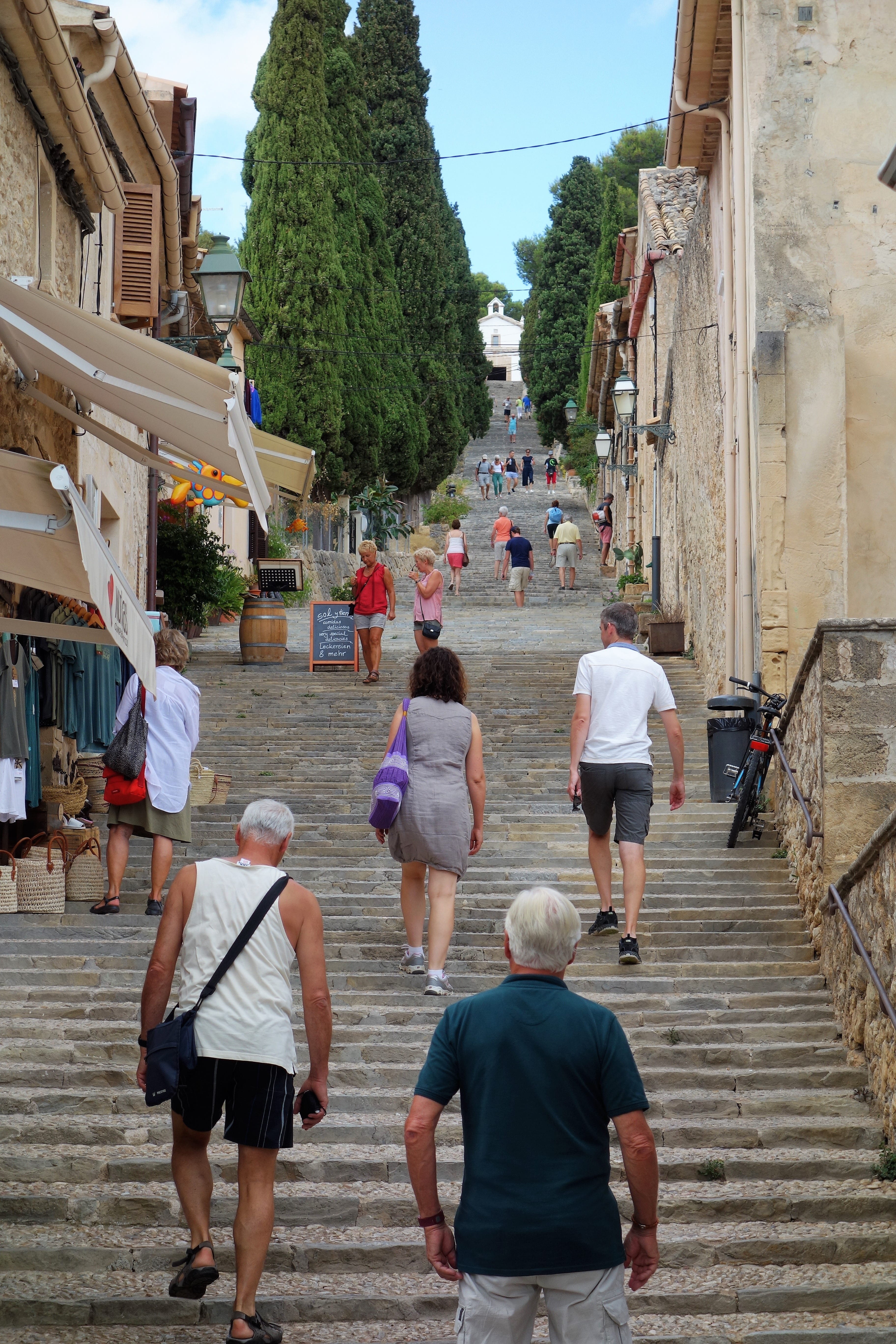 adult, nature, men, real people, women, staircase, city, 365 steps, stairway to heaven, lifestyles, a long flight of stairs, mallorca, people, rear view, Phone HD Wallpaper