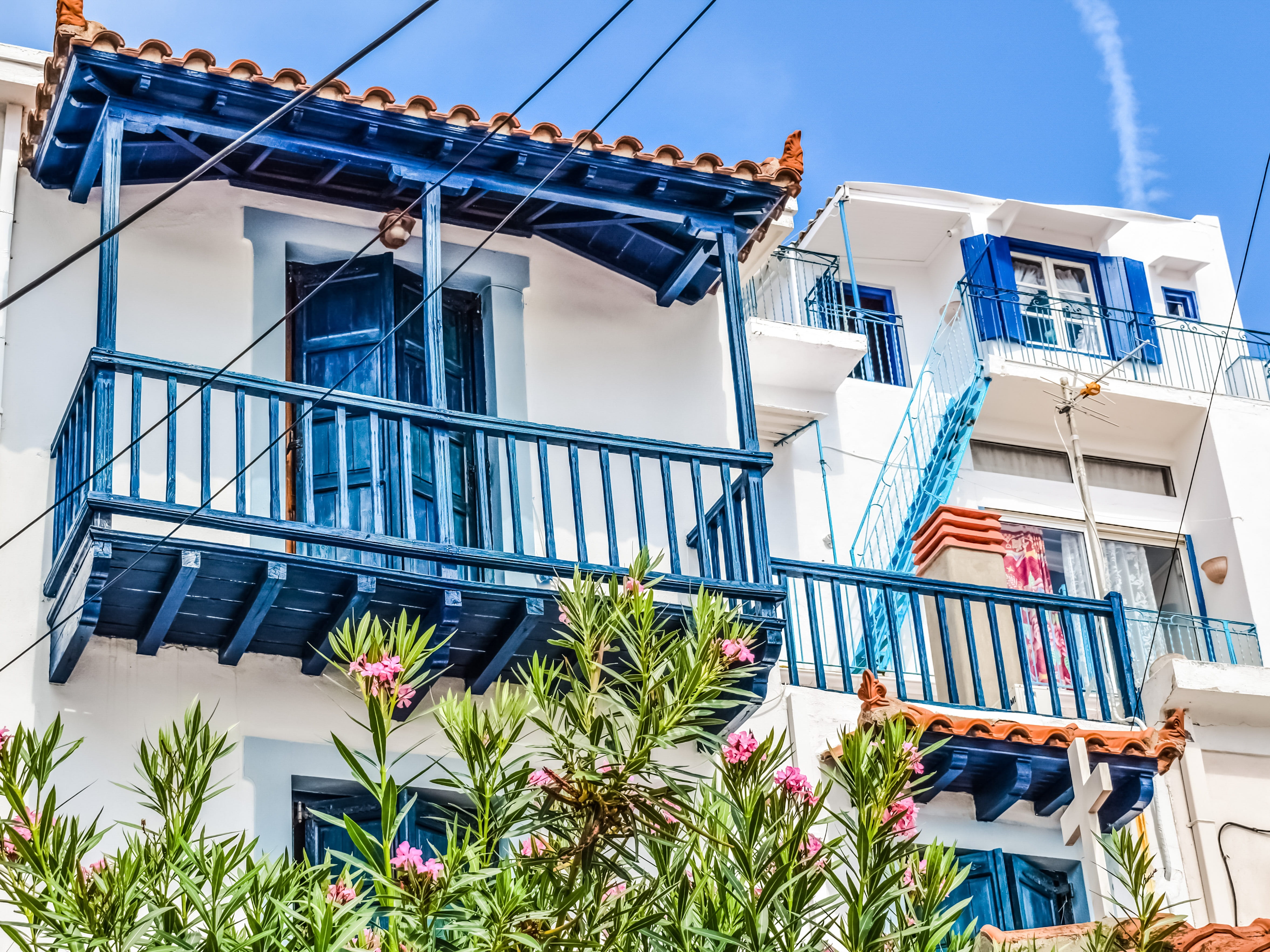 island, traditional, sporades, city, house, sky, apartment, houses, outdoors, greek, nature, no people, building exterior, building, mediterranean, day, HD Wallpaper