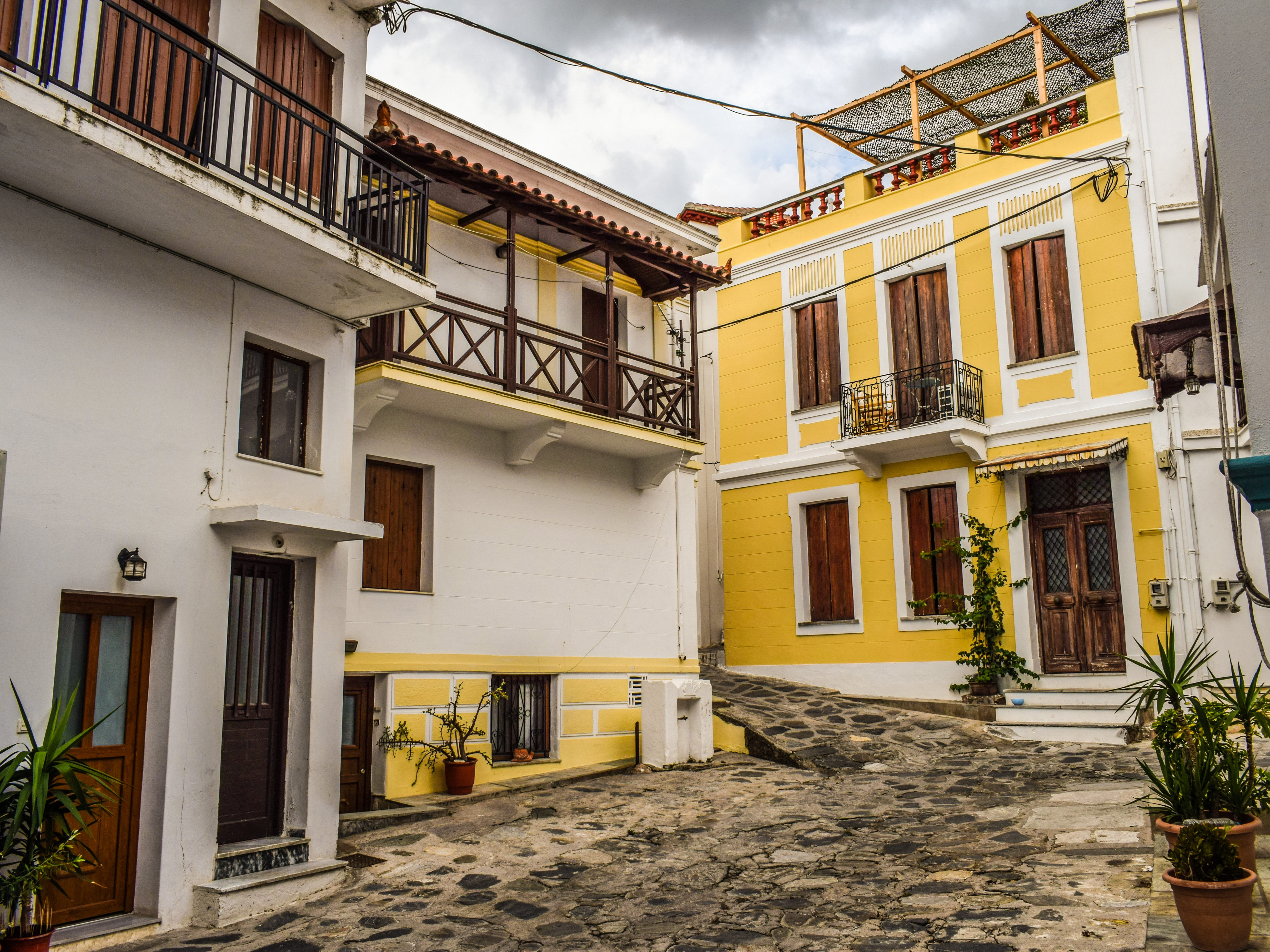 greece, nature, chora, door, building exterior, entrance, 5K, village, window, built structure, traditional, outdoors, building, city, houses, island, HD Wallpaper