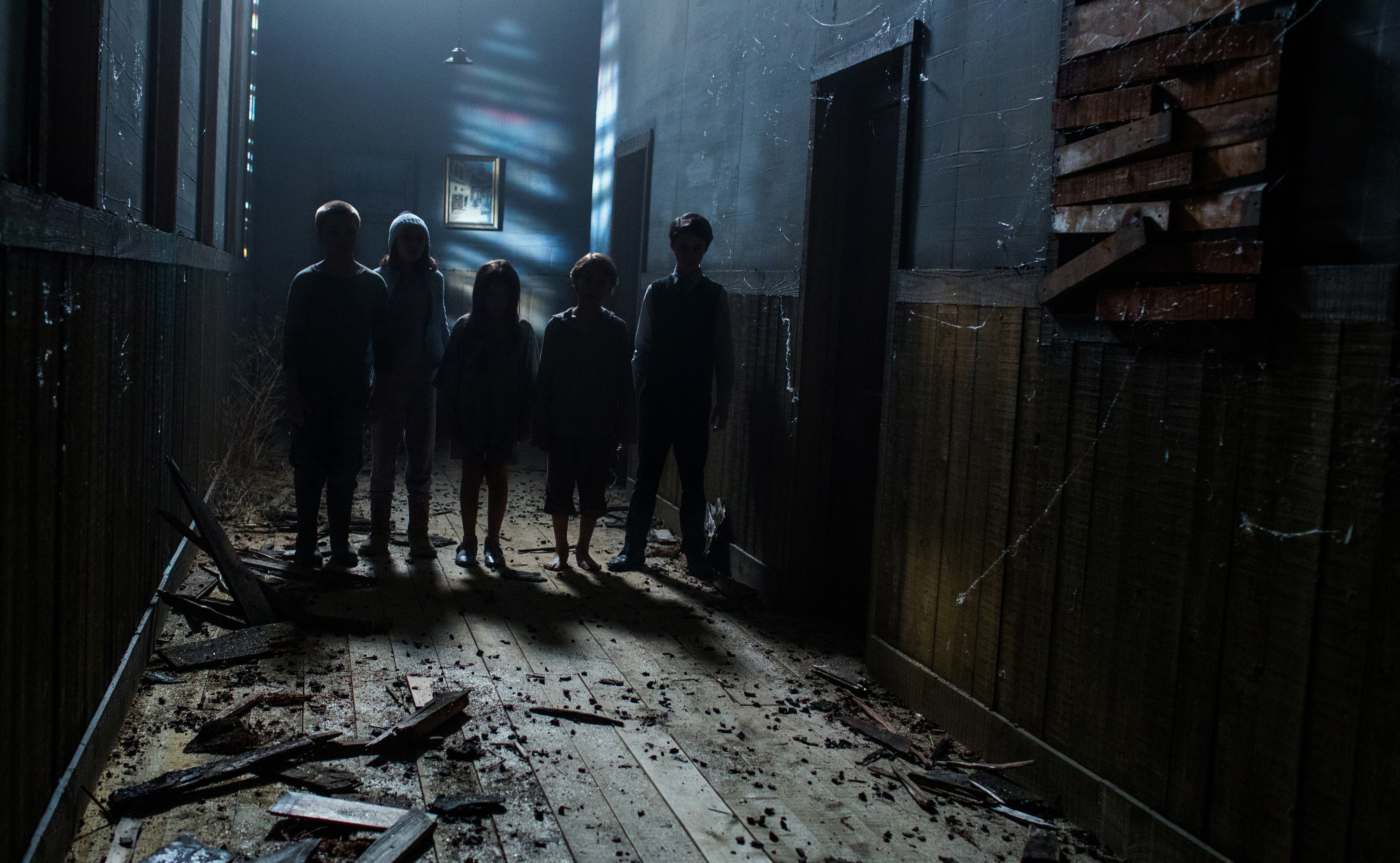 people, Sinister 2, building, walking, street, outdoors, rear view, sinister, city, real people, lifestyles, women, 4K, full length, night, leisure activity, HD Wallpaper