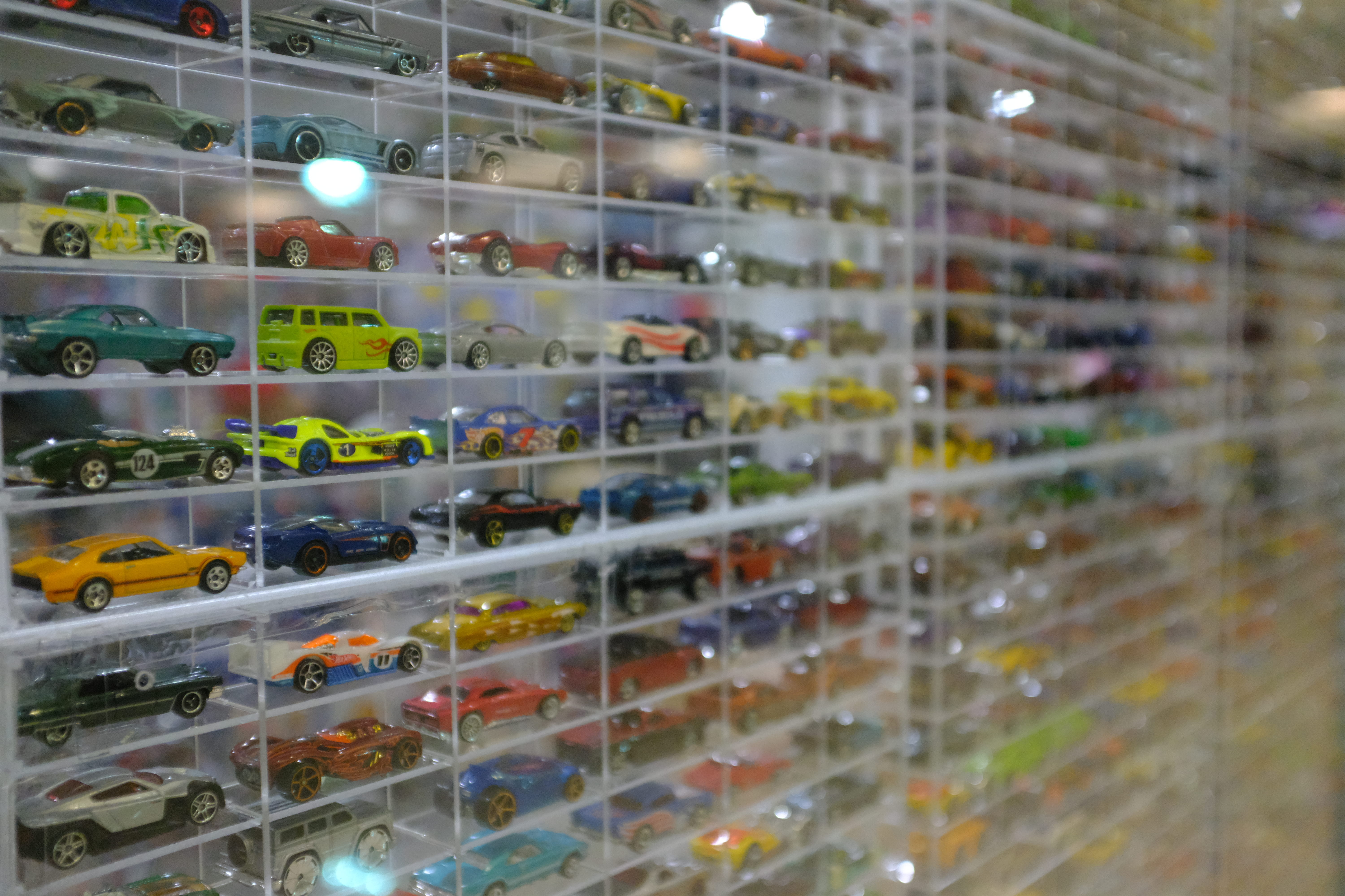in a row, abundance, model cars, ambank amcorp mall, choice, full frame, toy cars, rack, petaling jaya, consumerism, store, selective focus, arrangement, HD Wallpaper
