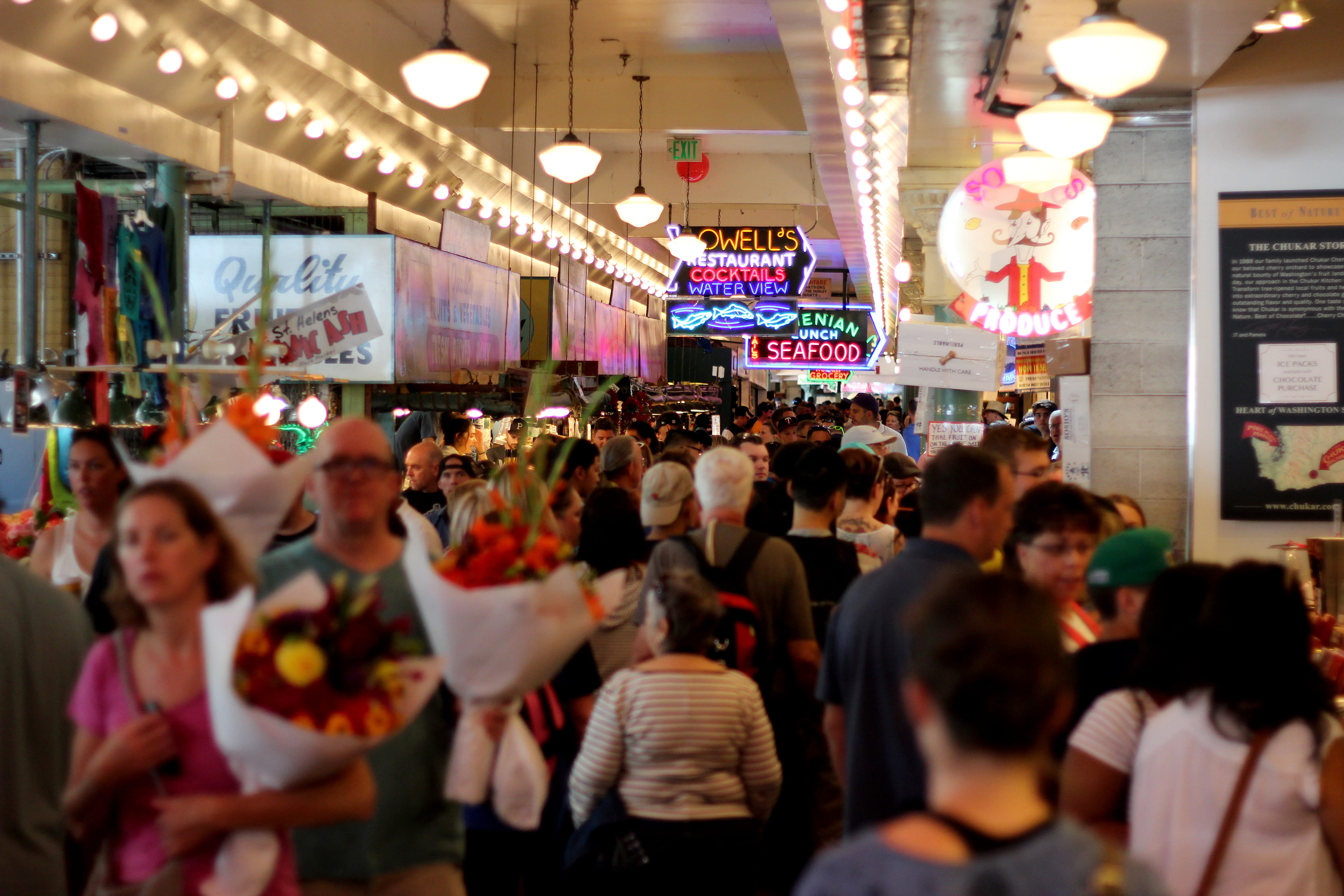 shopping, large group of people, real people, lifestyles, group of people, built structure, neon, street, pike place market, street market, 5K, men, business, HD Wallpaper
