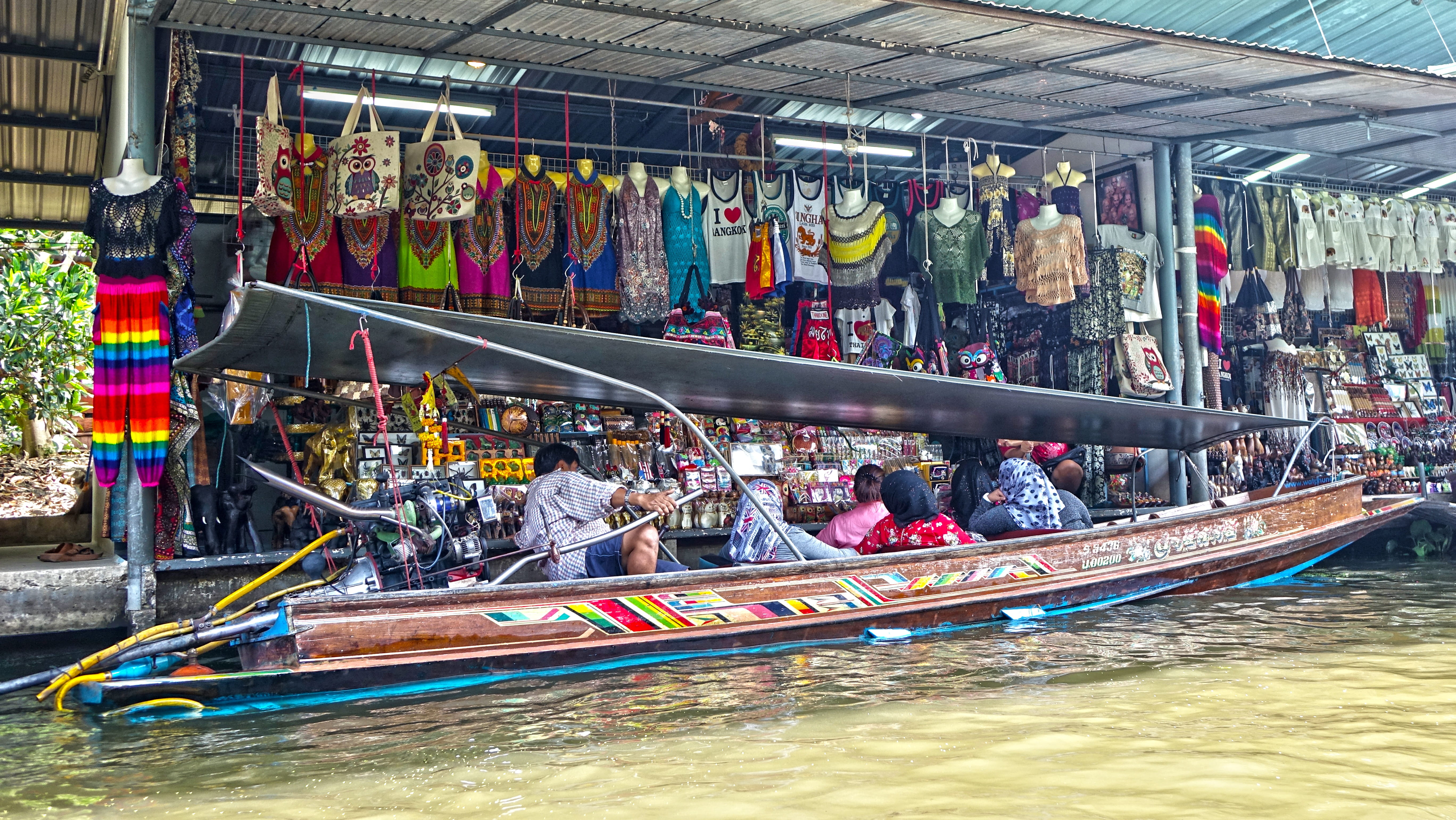 outdoors, waterfront, group of people, boat, 5K, marketplace, real people, nautical vessel, attraction, saduak, travel, architecture, river, transportation, HD Wallpaper
