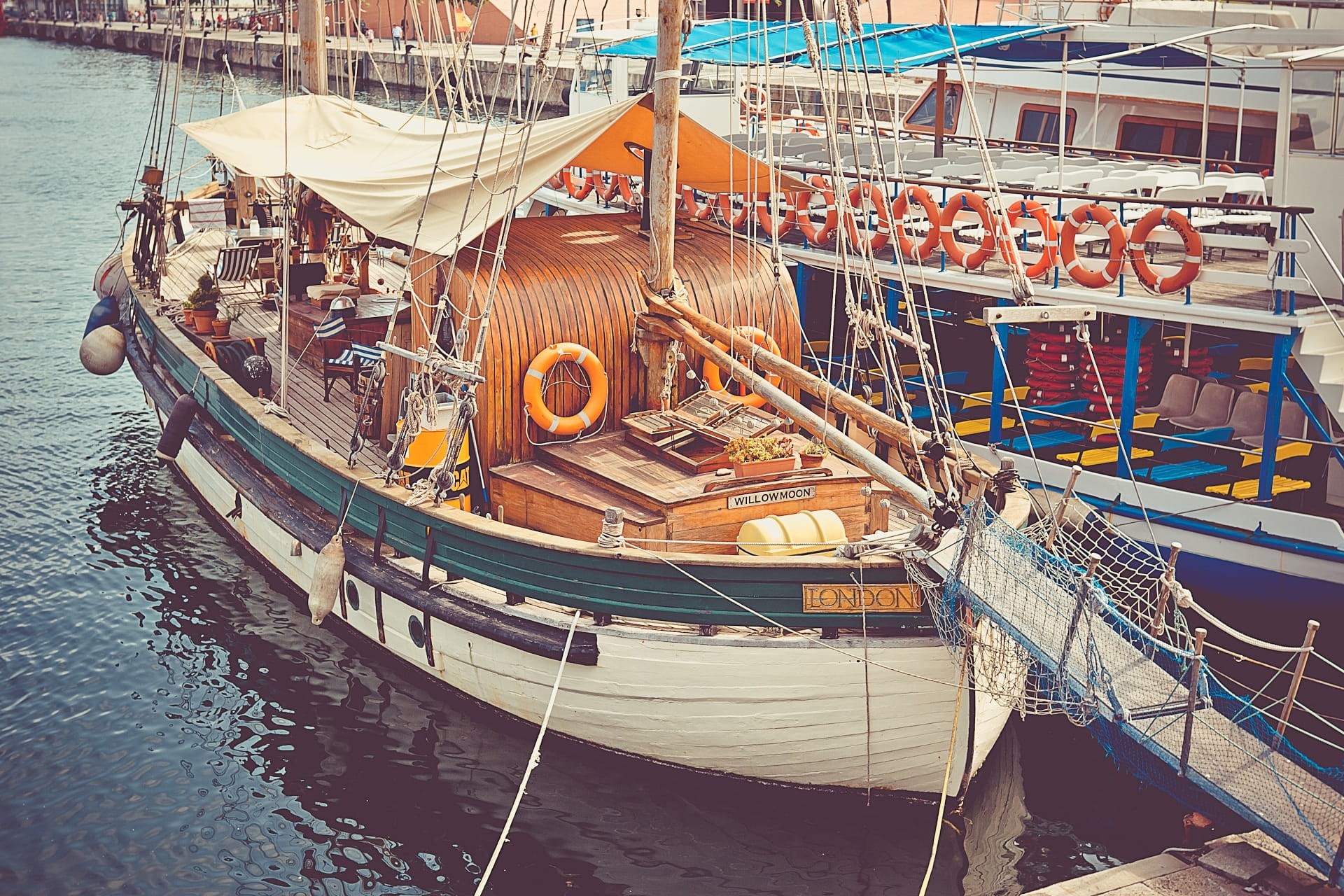 architecture, moored, transportation, built structure, sailboat, sunlight, harbor, Sea, Sailing Boat, Classic, mode of transportation, sailing, water, color Image, HD Wallpaper