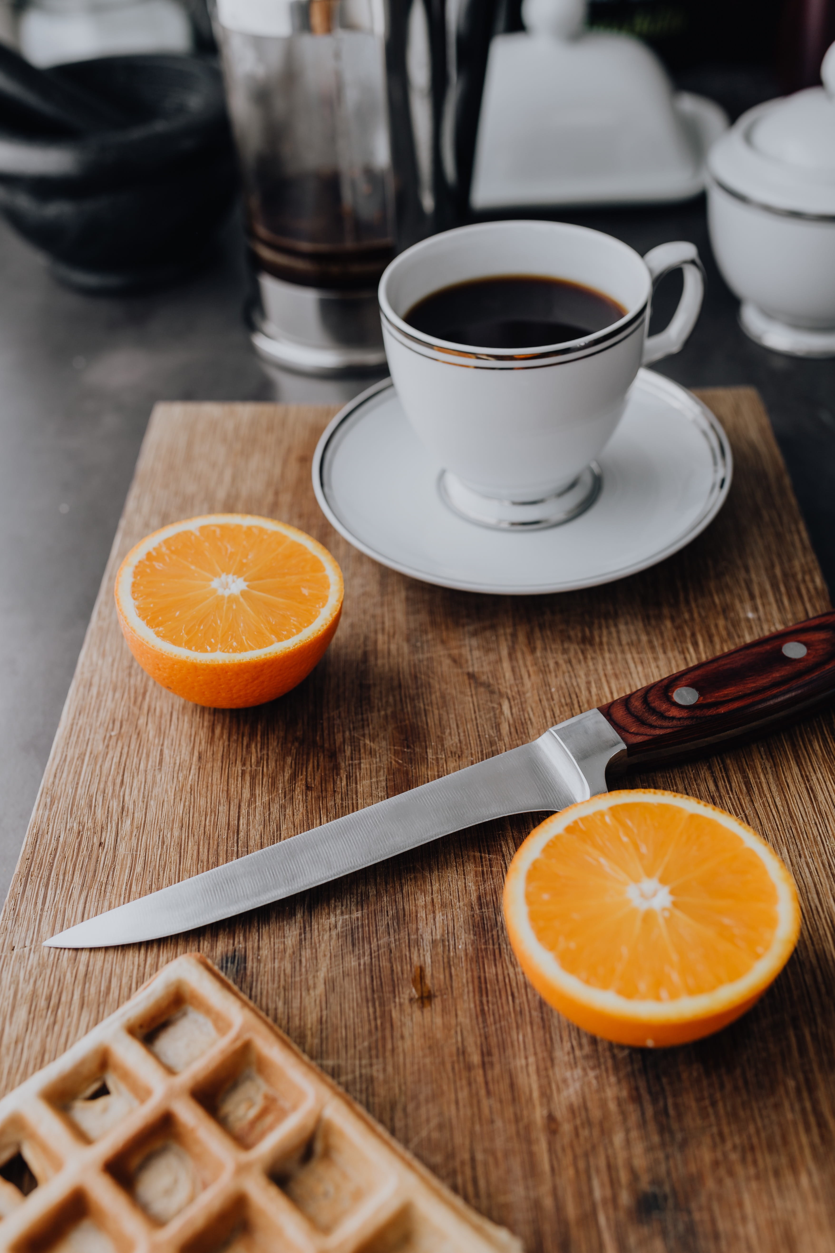 wood - material, drink, fruits, fresh, 5K, hot drink, table, orange color, no people, mug, oranges, kitchen utensil, food, breakfast, orange, cup, eating utensil, Phone HD Wallpaper