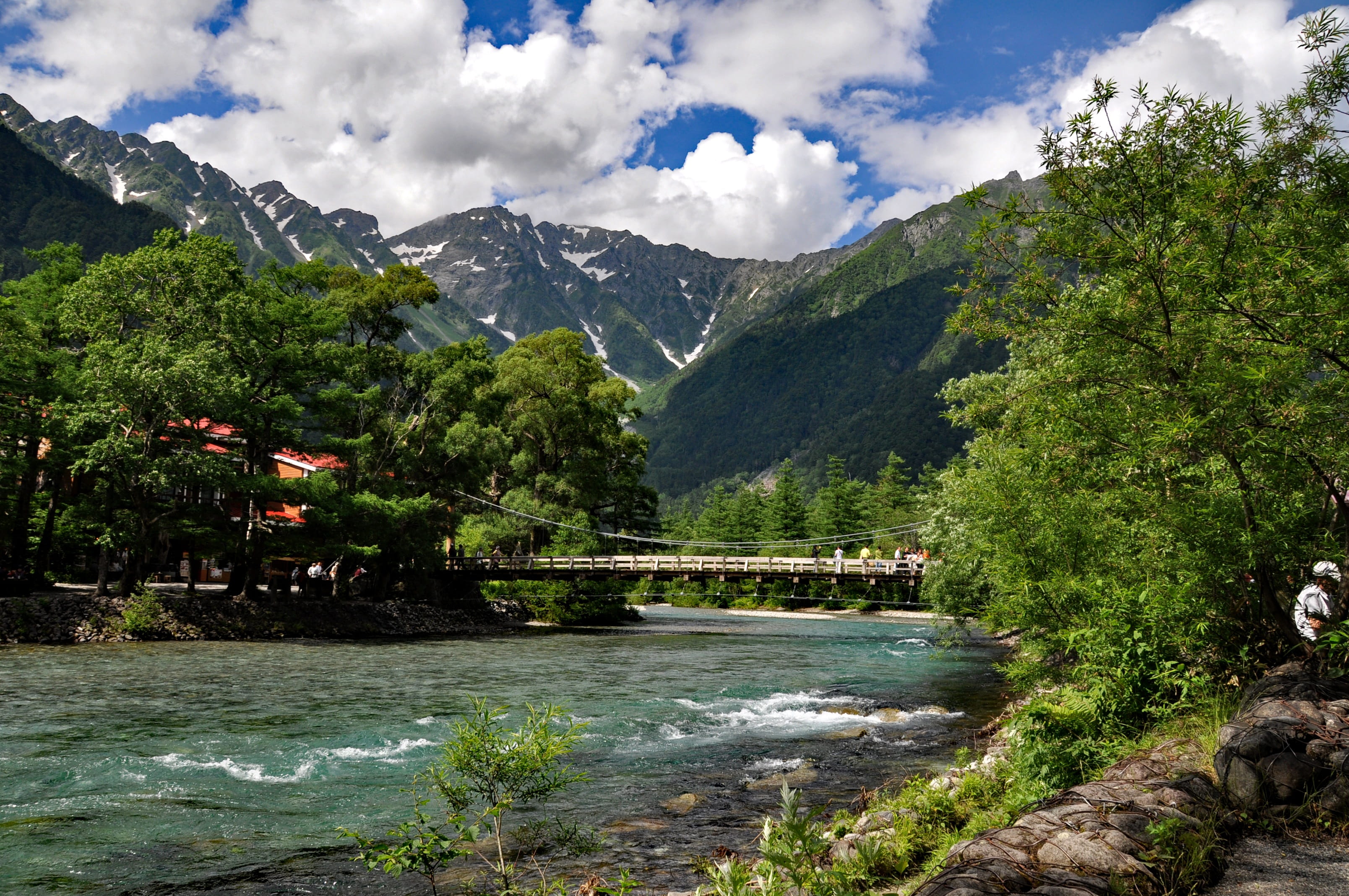 mountain, 2K, kappa bridge, sky, architecture, day, tranquility, flowing water, green color, built structure, river, bridge - man made structure, cloud - sky, HD Wallpaper