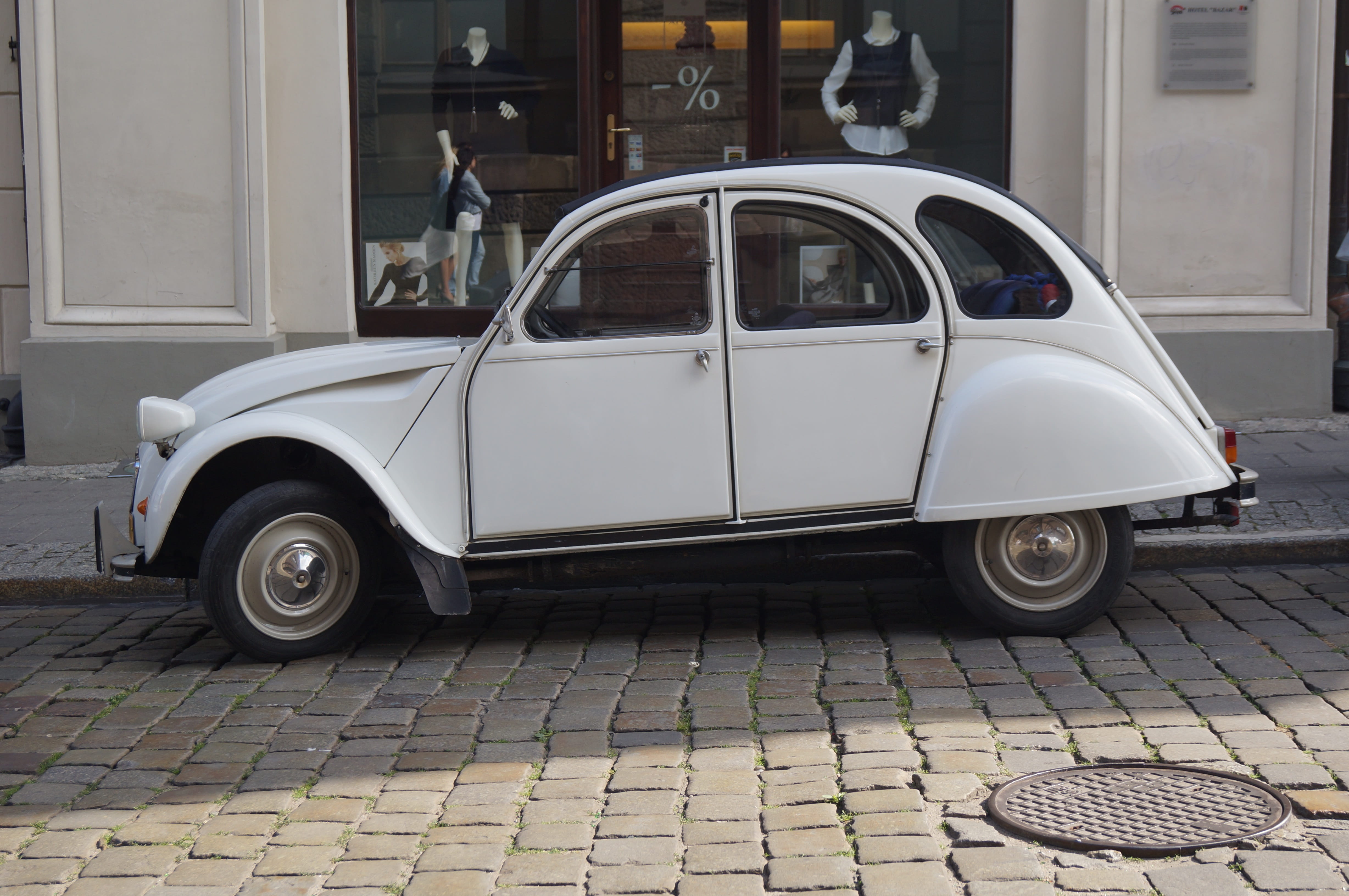 building, Car, paving stone, auto, wheel, architecture, 4K, cobblestone, footpath, vintage car, transportation, built structure, mode of transportation, HD Wallpaper