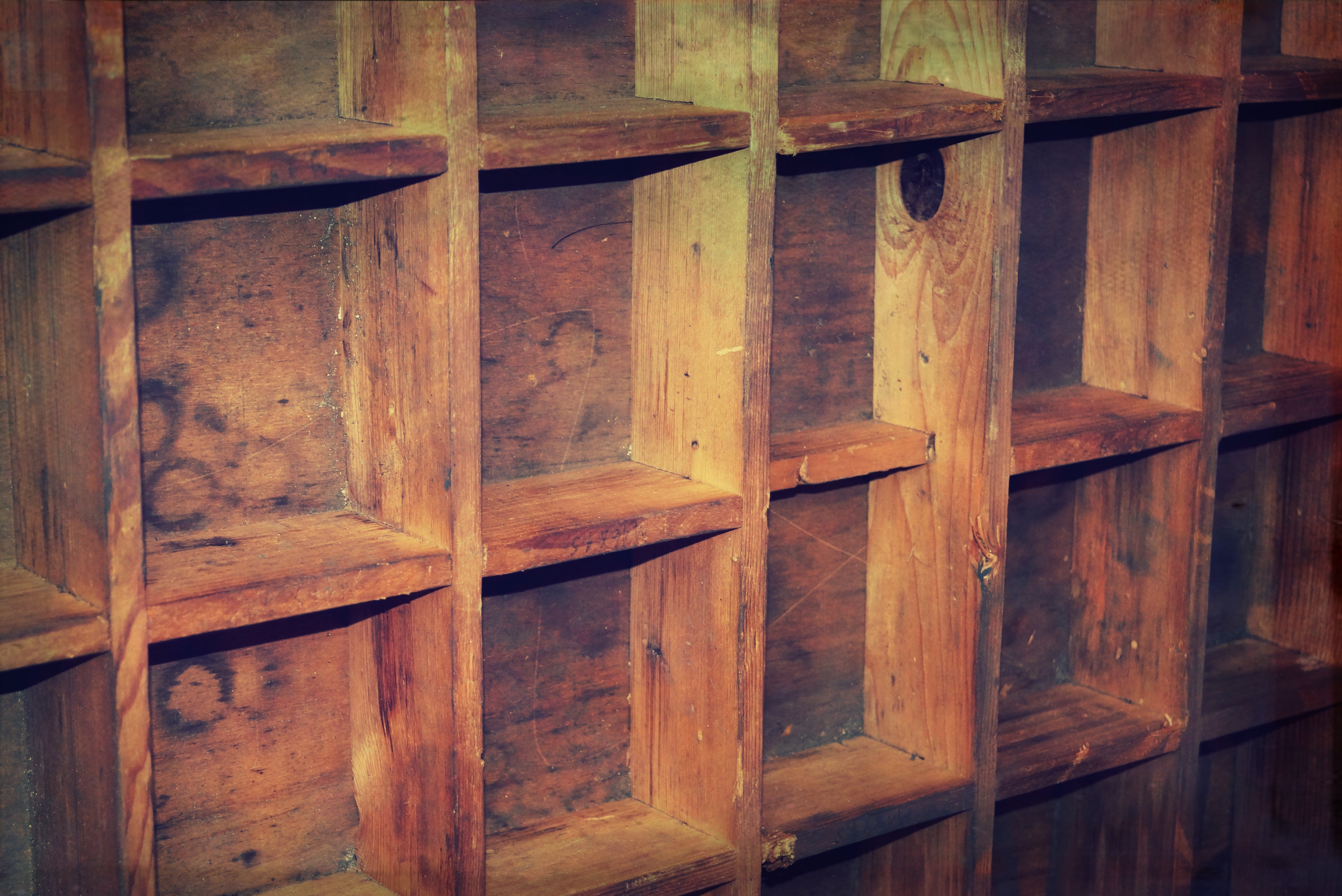 no people, antique, 5K, drawer, day, full frame, retro, flea market, wood fan, textured, wood grain, architecture, brown, shelf, plank, design, wall - building feature, HD Wallpaper