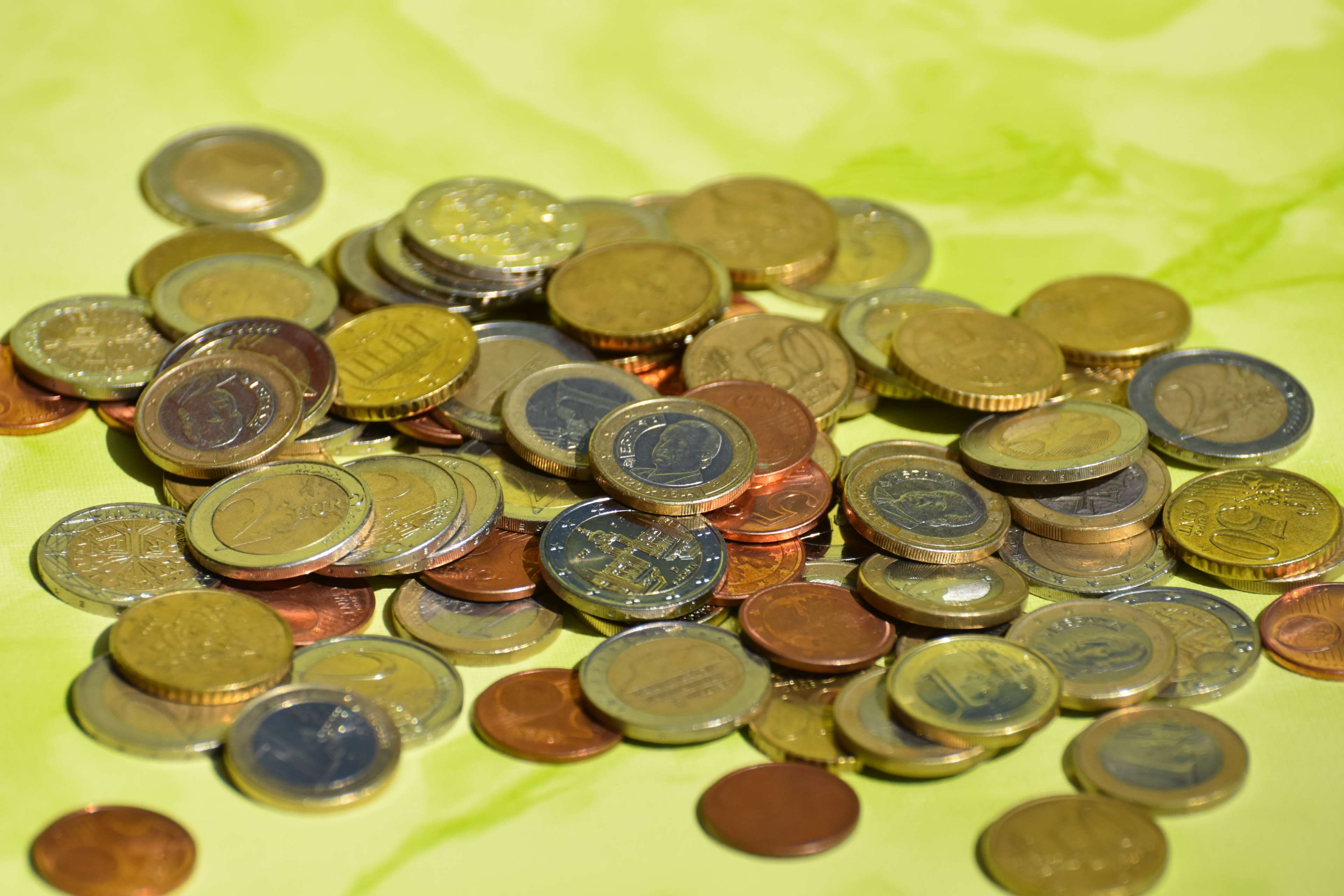 reserves, reserve, finance, studio shot, abundance, business, choice, finance and economy, currency, 4K, indoors, wealth, coins, coin, economy, still life, HD Wallpaper