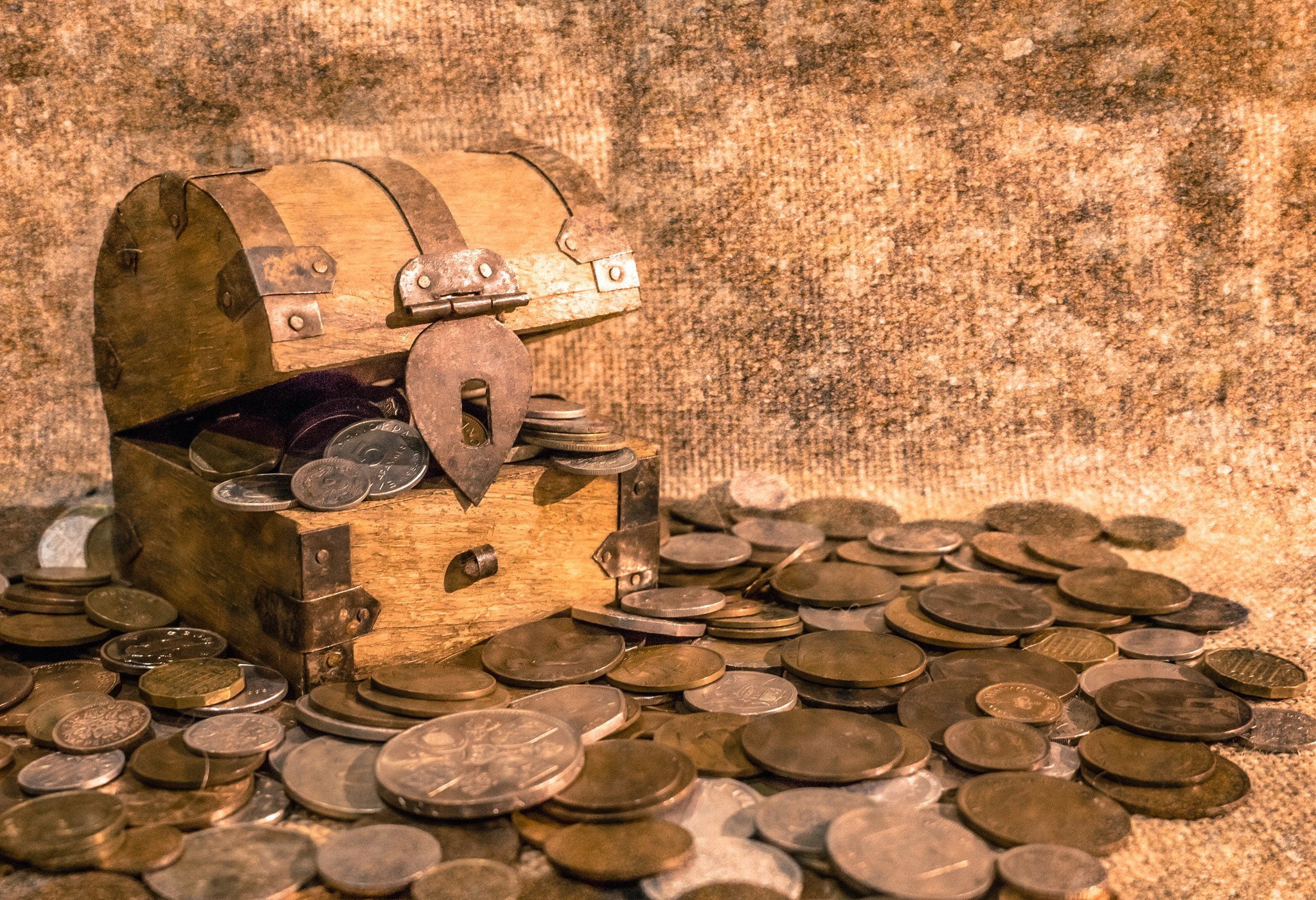 coin, copy space, abundance, corporate business, 1080P, economy, debt, bank account, still life, finance, banking, close-up, gold colored, stack, currency, HD Wallpaper