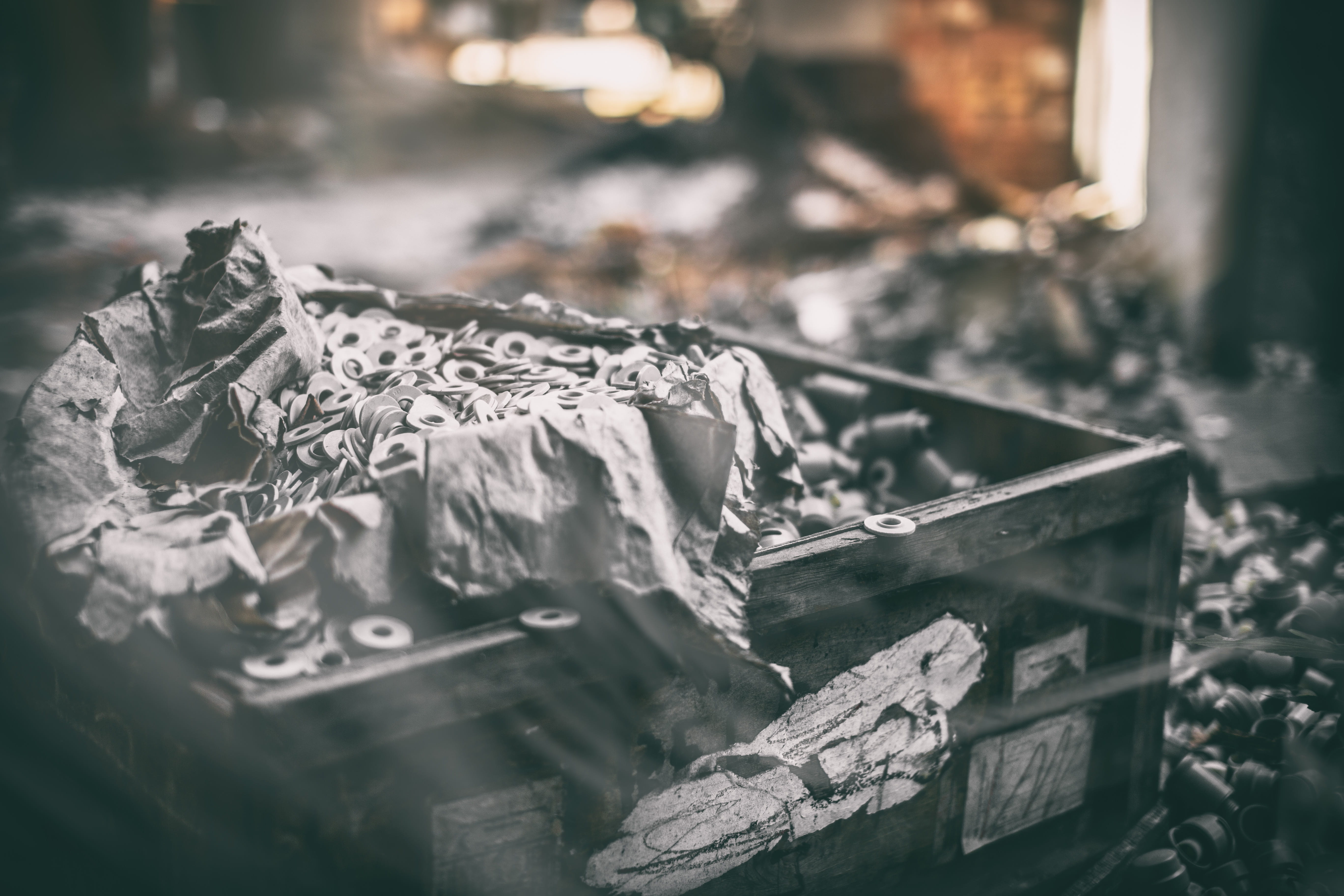 abandoned, damaged, 5K, black and white, box, orange, germany, transportation, focus on foreground, commodity, messy, environmental issues, feedstock, HD Wallpaper