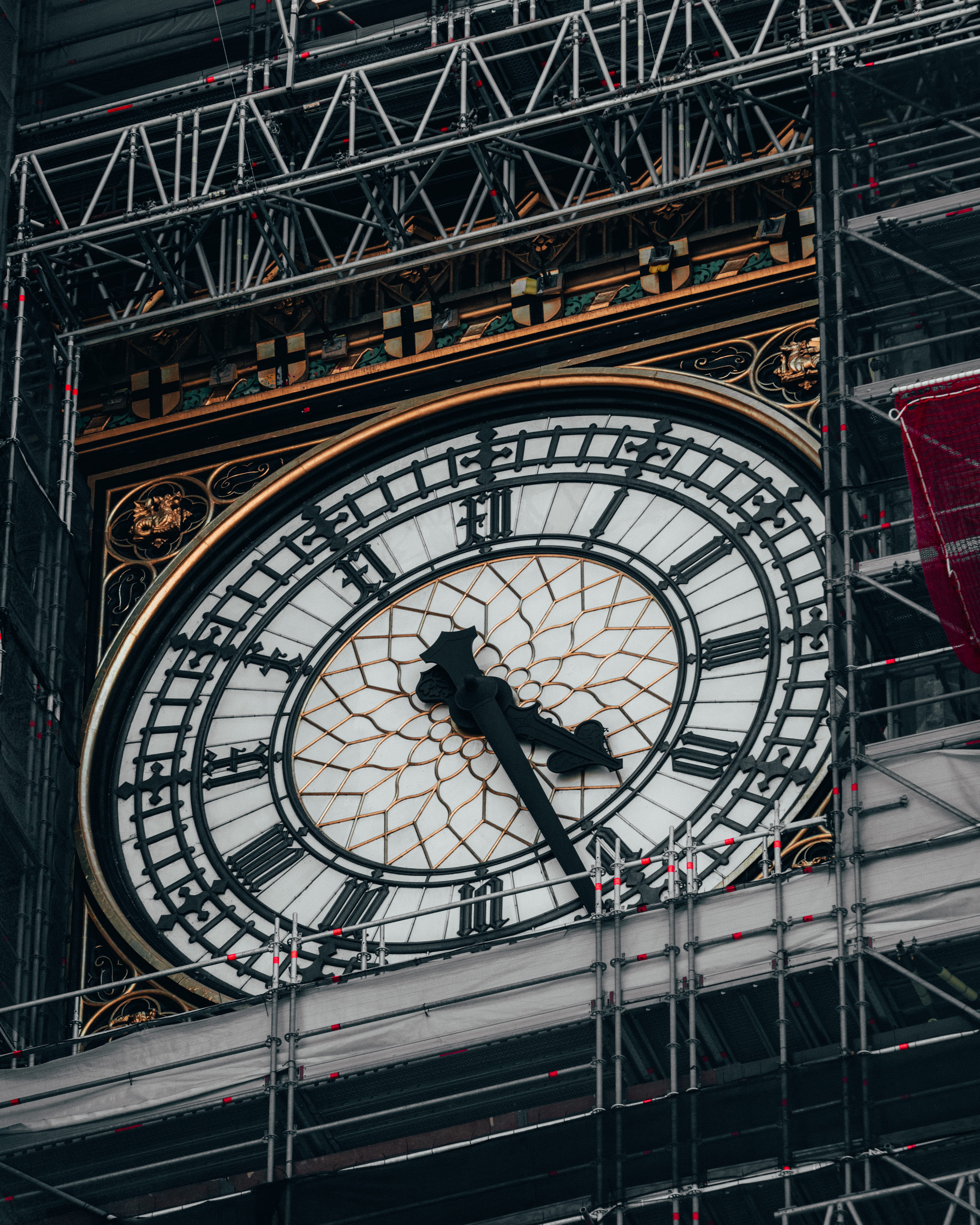 united kingdom, tourism, art and craft, travel, architecture, representation, tower, office building, big ben, factory, day, scaffolding, ceiling, travel destinations, Phone HD Wallpaper