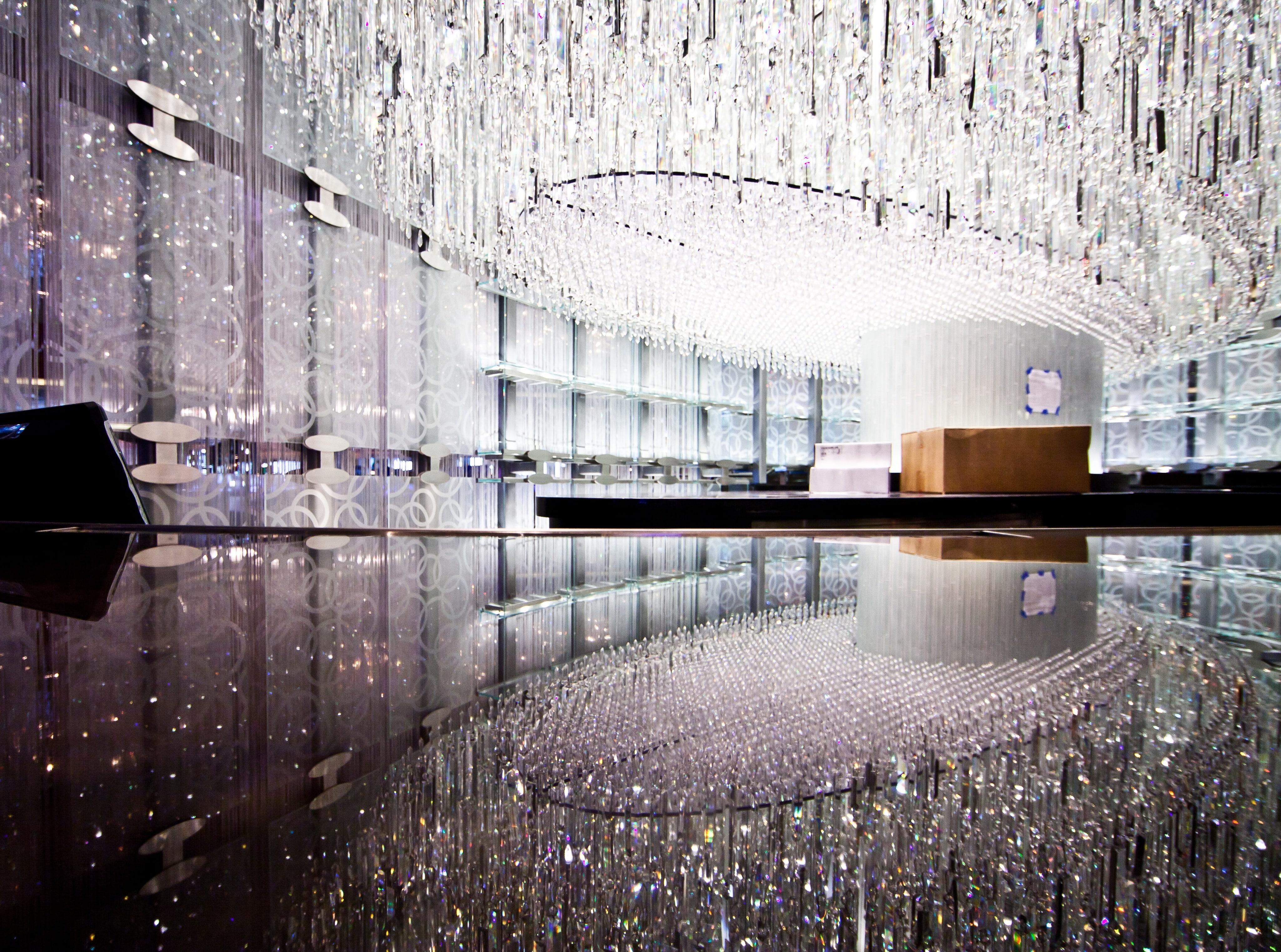 4K, Cosmopolitan Hotel, Vegas, indoors, The Cosmopolitan, glass - material, nature, united states, day, glass, wall - building feature, pattern, Architecture, HD Wallpaper