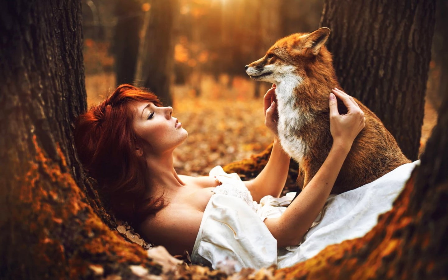 outdoors, domestic animals, forest, women model redhead long hair bare shoulders fox nature animals trees white dress open mouth fall leaves depth of field moss women outdoors, HD Wallpaper