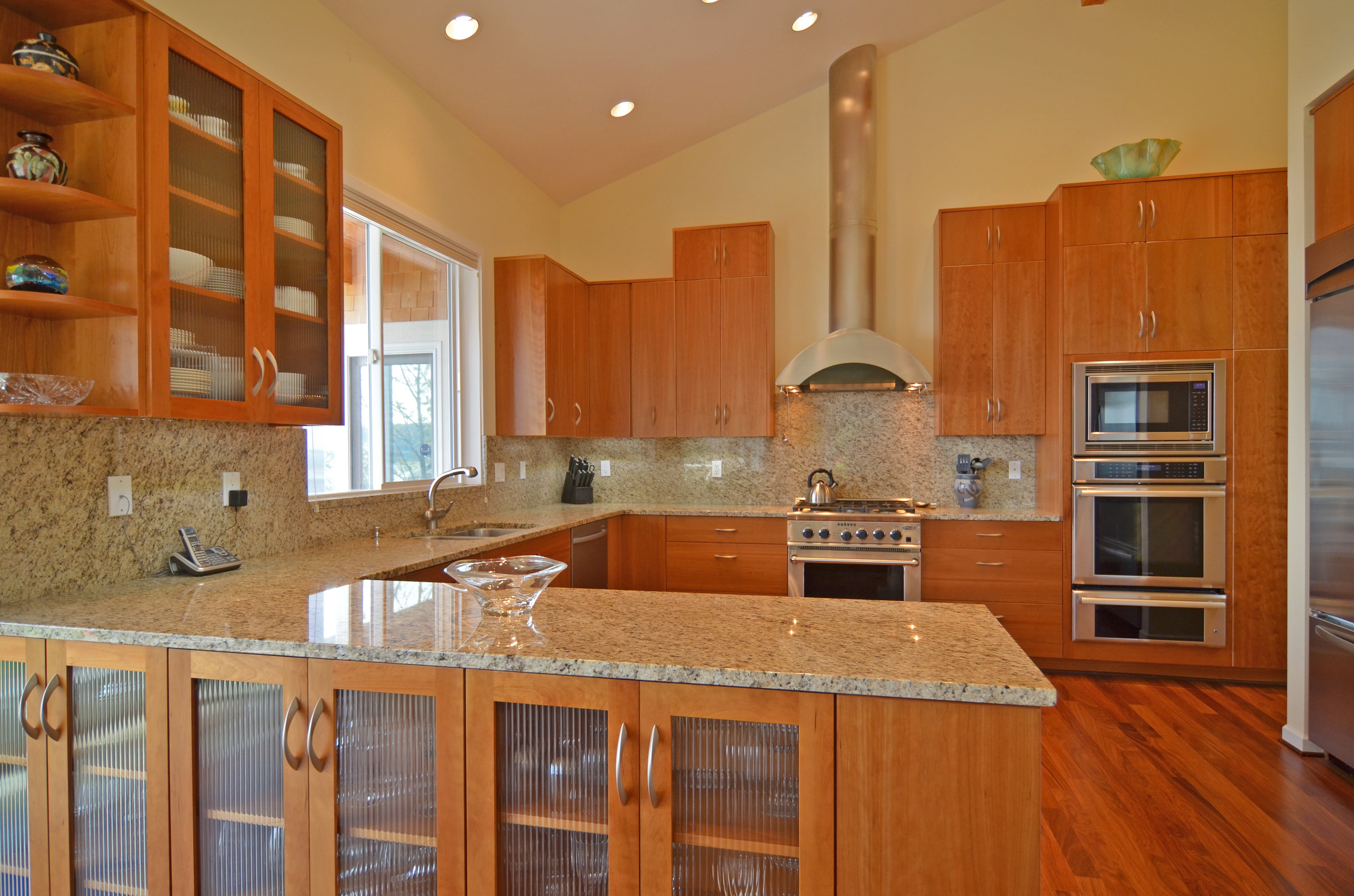home addition, appliance, hood, top, cooking, interior, hardwood, stove, wood, fridge, home ownership, coutner, house, 4K, no people, cabinet, kitchen, HD Wallpaper