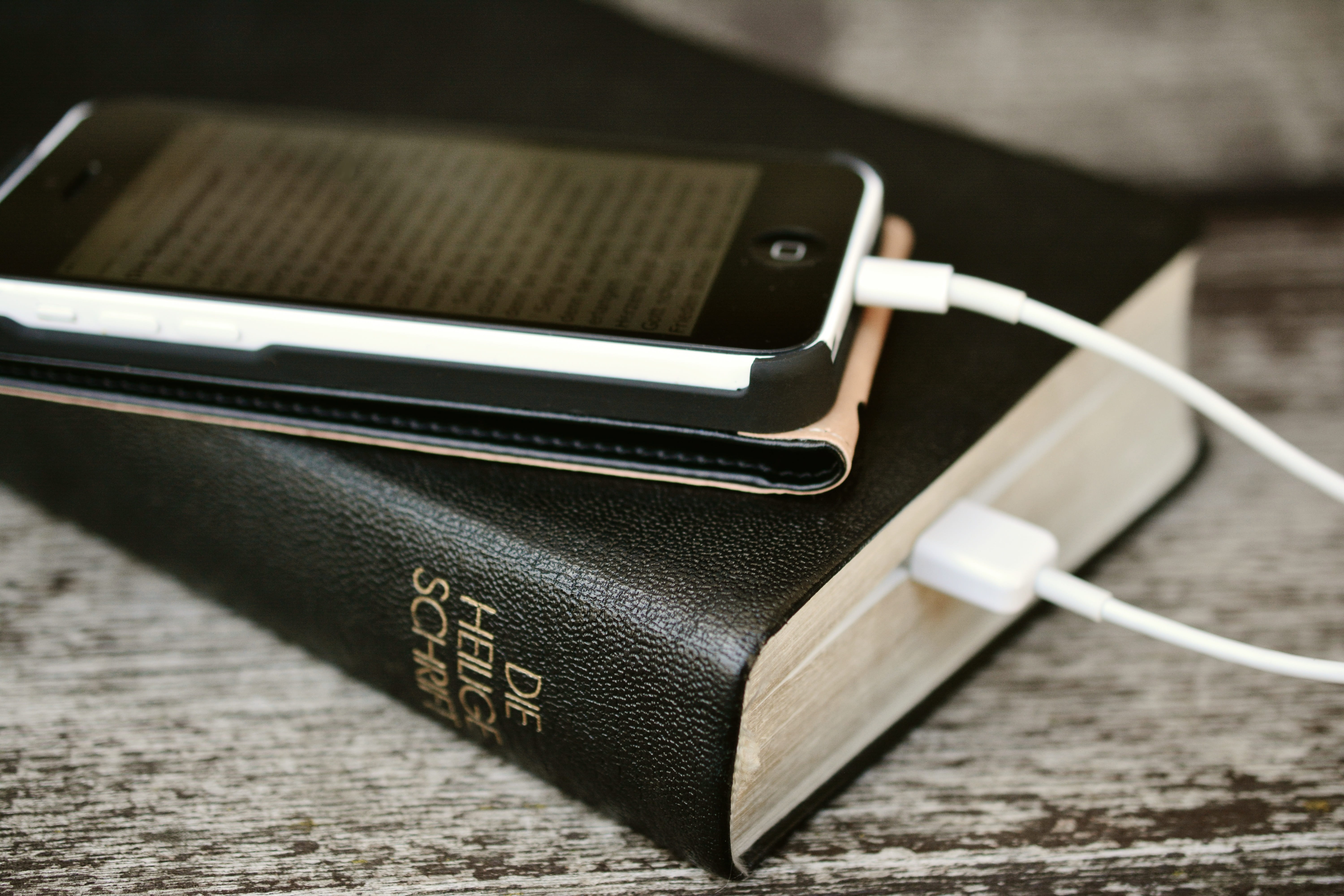 two objects, download, internet, high angle view, bible, focus on foreground, black color, ipod, digital, indoors, read online, mobile phone, no people, HD Wallpaper