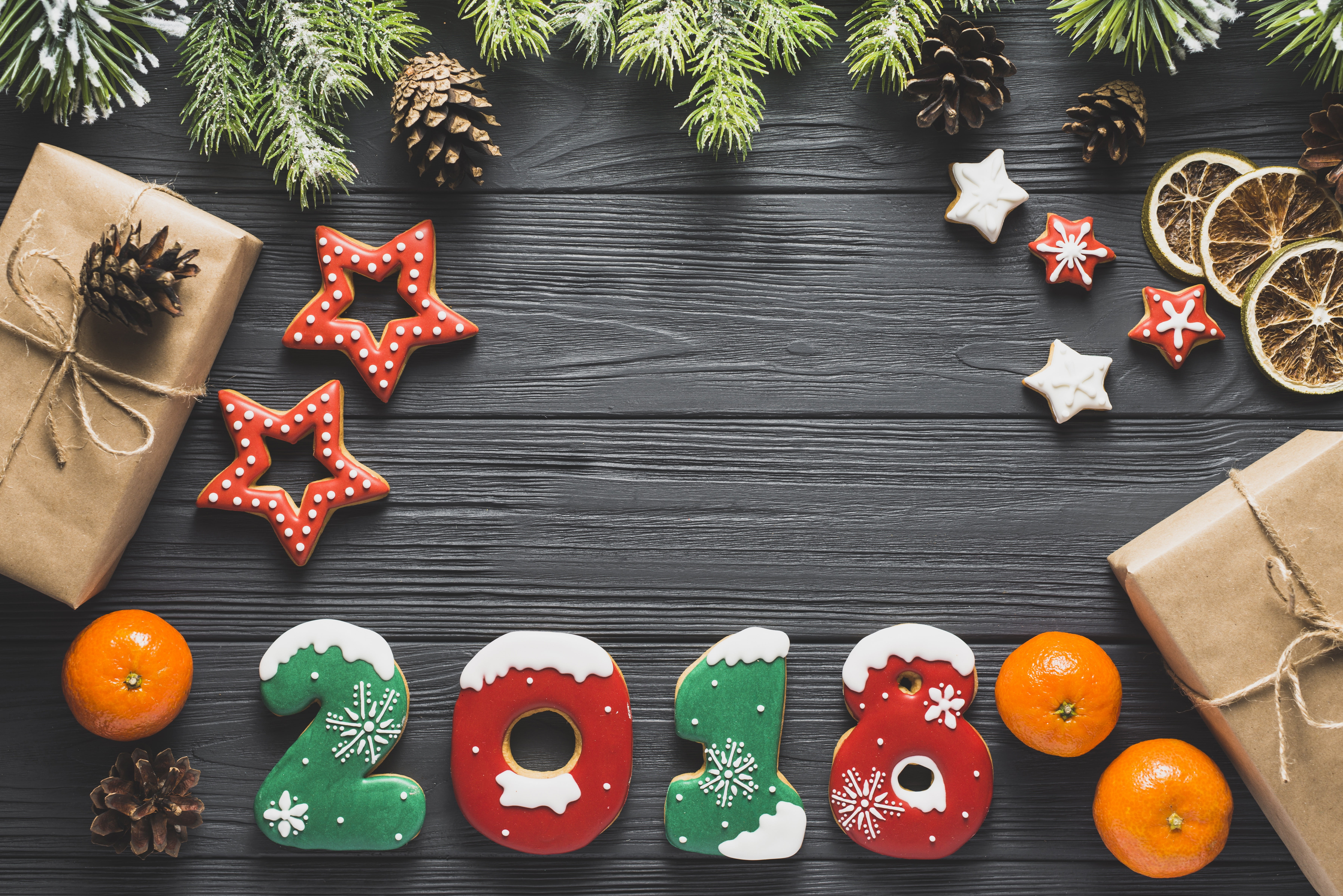 tangerine, gingerbread cookie, New Year, no people, holiday - event, christmas, tree, christmas tree, directly above, still life, indoors, cookie, representation, HD Wallpaper