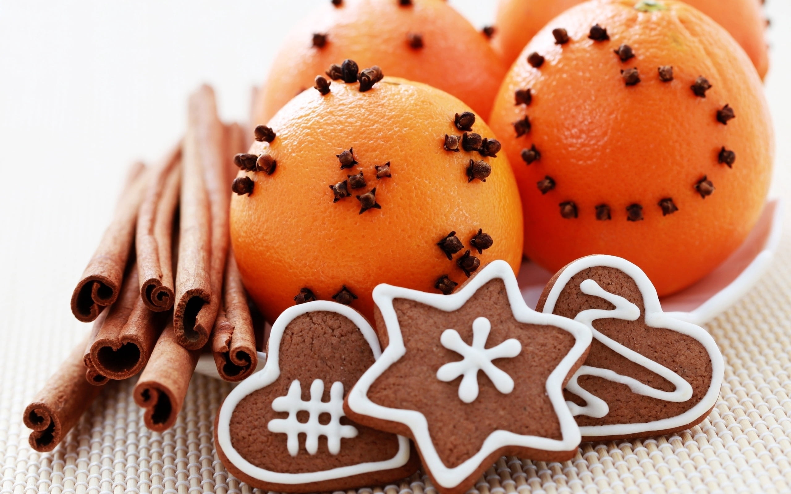 sweet Food, star shape, gingerbread cookie, cooking, baking, red, indoors, baked, no People, cake, star anise, celebration, cinnamon, fruits, round, close-up, HD Wallpaper