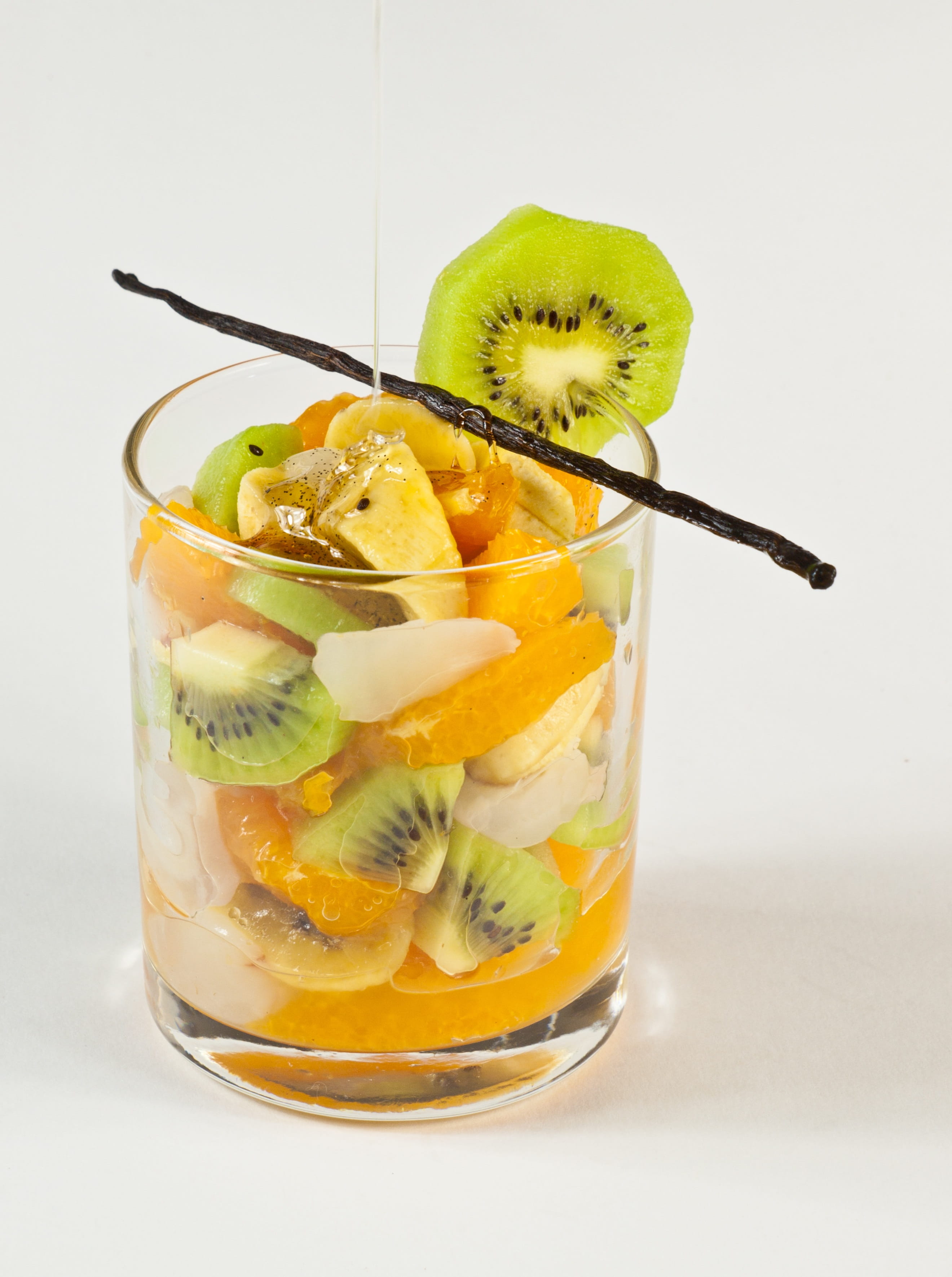 temptation, glass, kiwi - fruit, slice, drink, fruits, Exotic, freshness, banana, Kiwi, white background, household equipment, healthy eating, orange, eating utensil, Phone HD Wallpaper