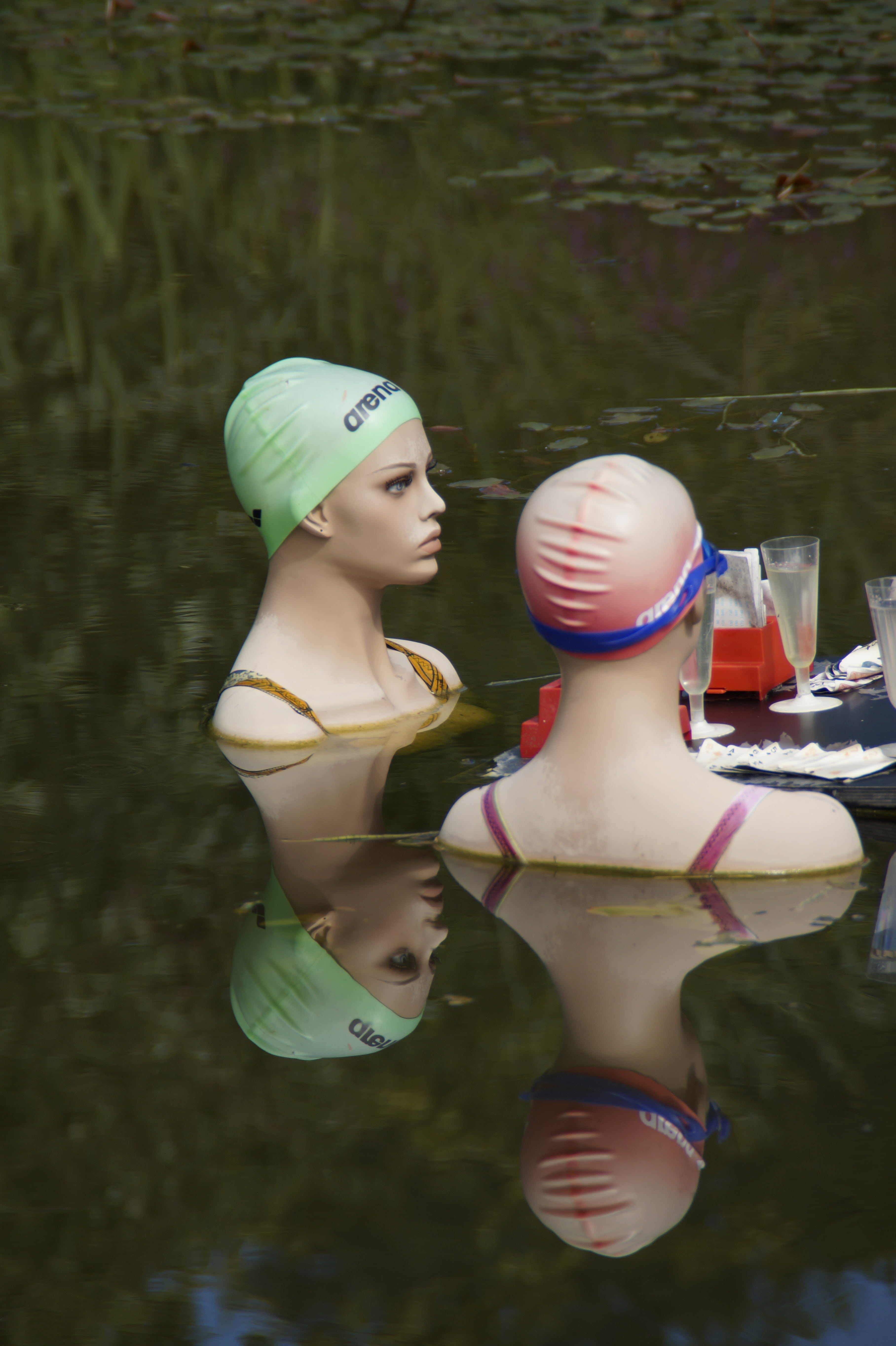 day, no people, 5K, art, art and craft, profile, sculpture, meeting, female, talk, still life, swim cap, mirroring, clothing, male likeness, lake, representation, Phone HD Wallpaper