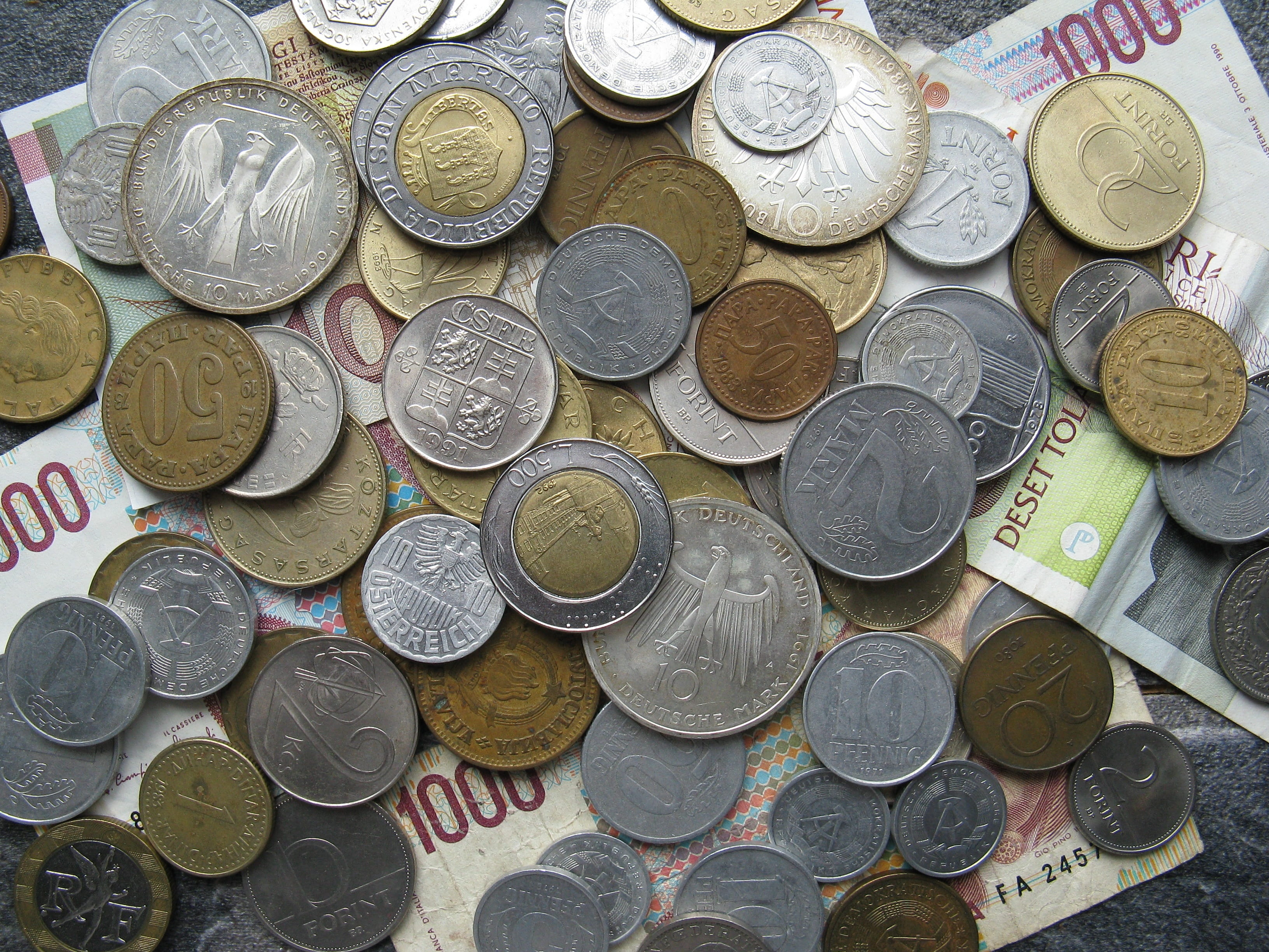 money, bills, business, backgrounds, ddr, europe, deposit, coins, paper money, profit, circle, mark, full frame, no people, paper currency, currency, abundance, HD Wallpaper