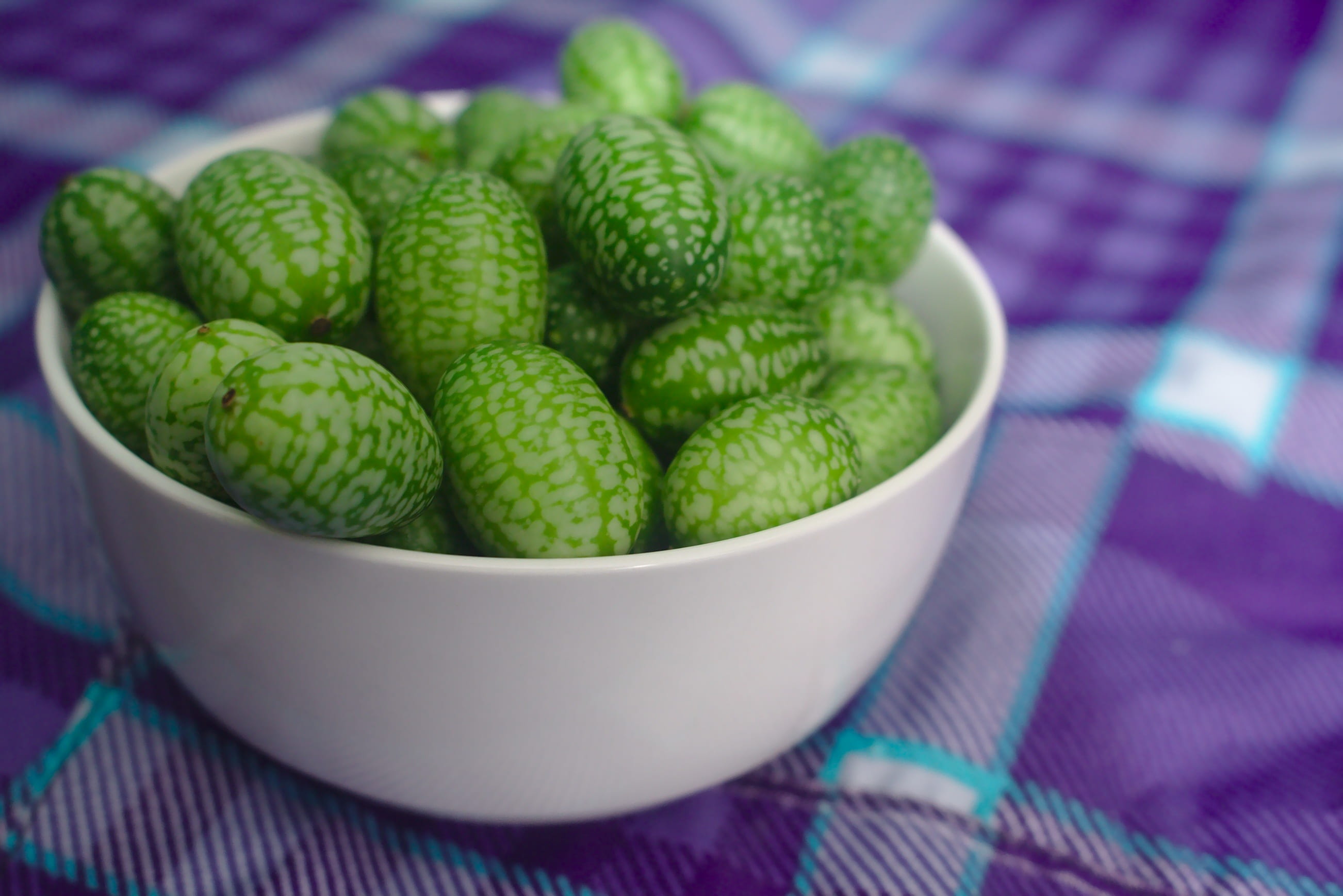 pattern, 2K, mexican sour gherkin, wellbeing, natural, tablecloth, vegan, close-up, selective focus, heap, snack, healthy, delicious, food, healthy eating, HD Wallpaper