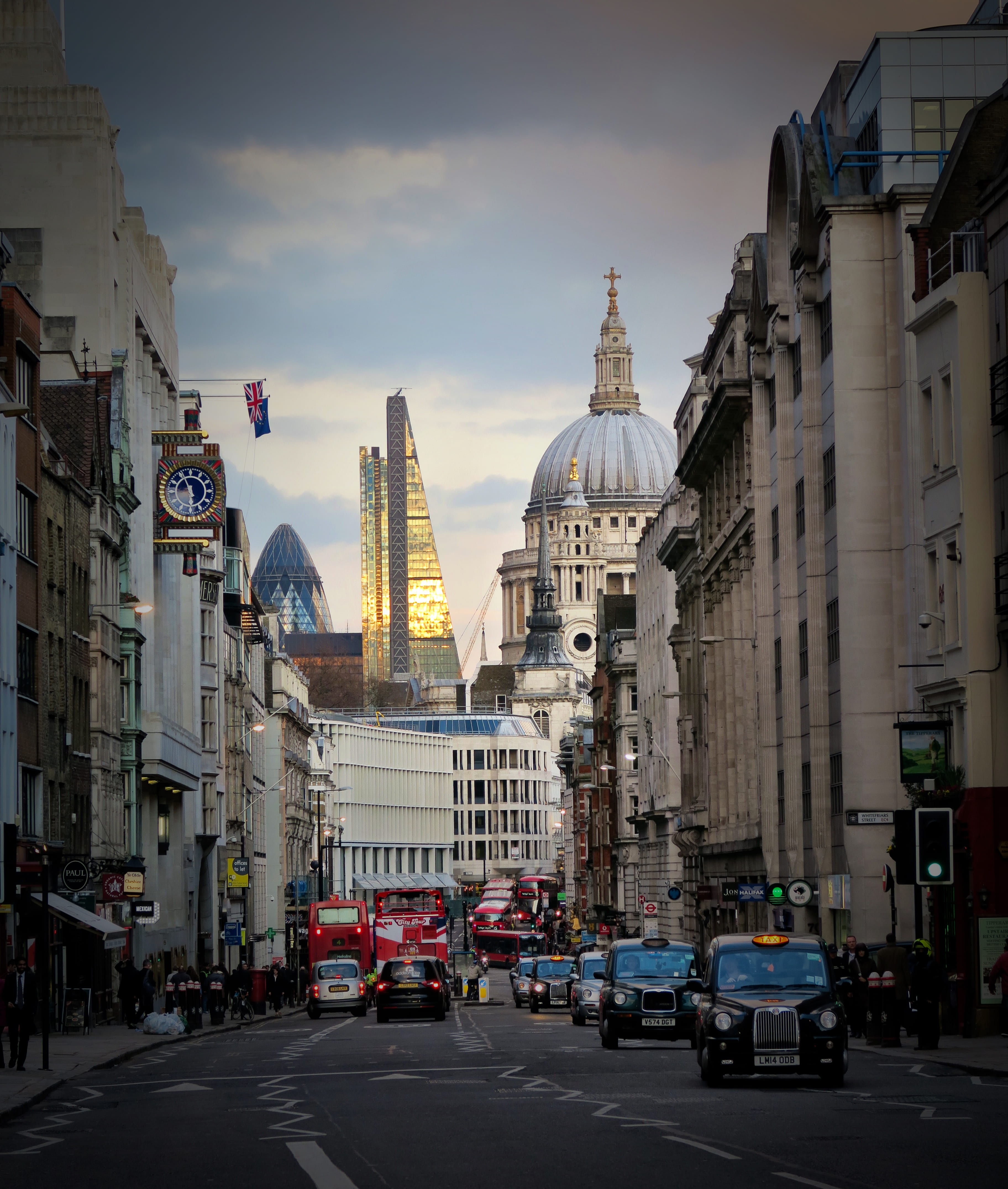 taxi, road, street, building exterior, cyclists, building, fleet street, motor vehicle, religion, st pauls, london, car, place of worship, travel, travel destinations, Phone HD Wallpaper