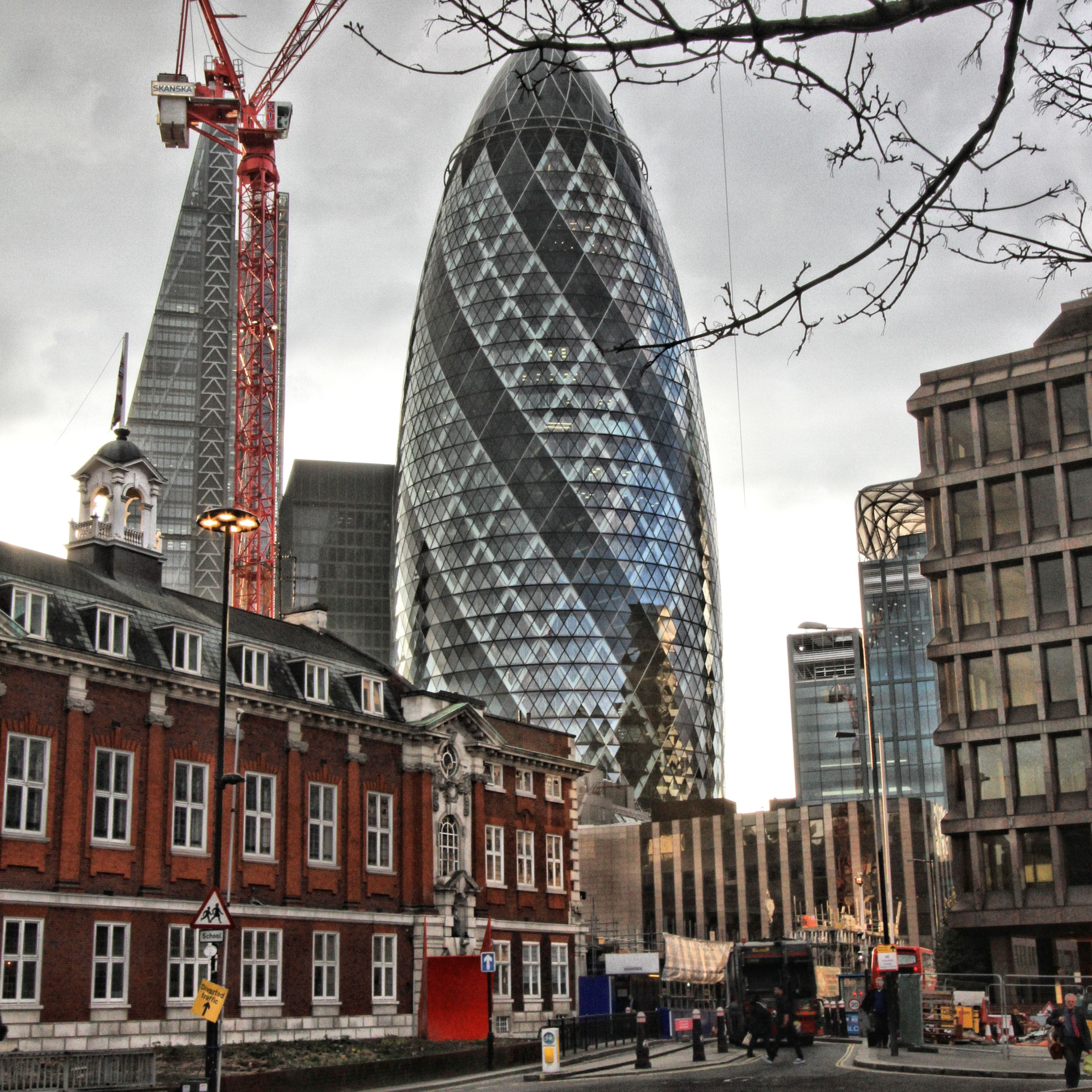 building, city life, england, tall - high, business, city, nature, london, cloud - sky, st, cityscape, architecture, europe, british, skyscraper, 2K, built structure, Phone HD Wallpaper