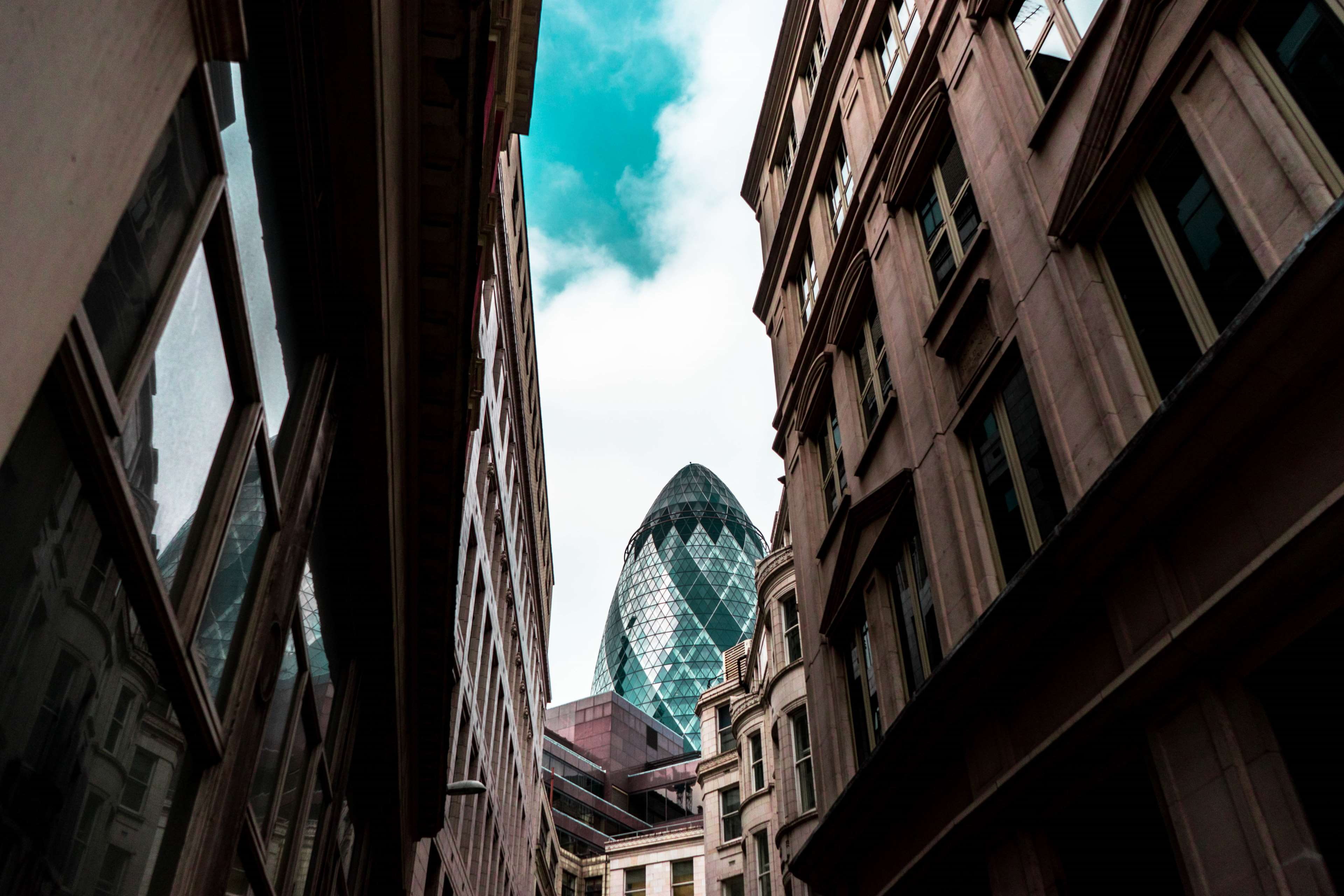 orangeandteal, low angle view, glass - material, nature, no people, outdoors, architecture, gherkin, london, sky, urban, building, residential district, HD Wallpaper