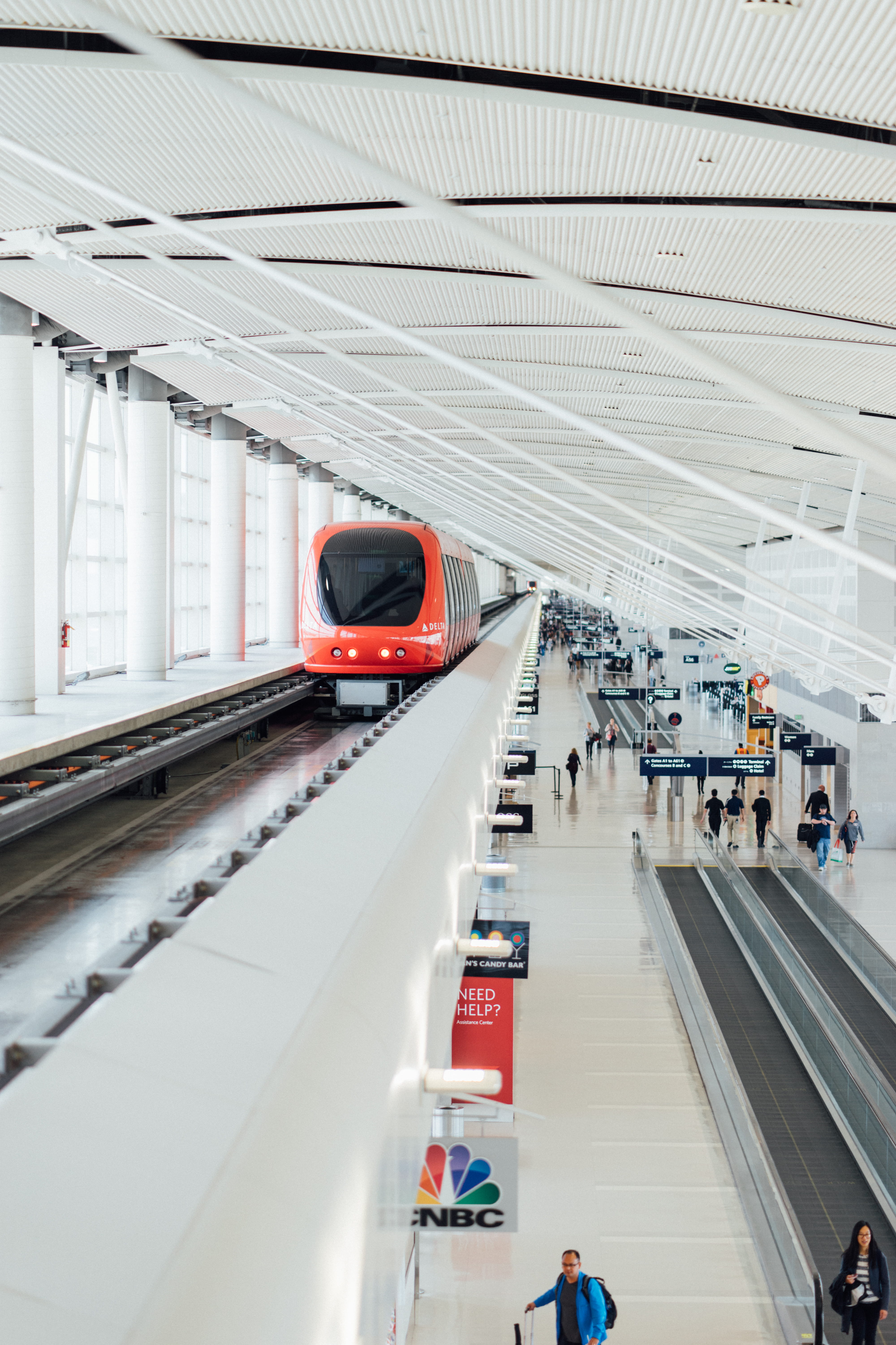 incidental people, rail transportation, rail, walkway, people, travel, transportation, deltum, airport terminal, built structure, red, white, walking, mode of transportation, Phone HD Wallpaper