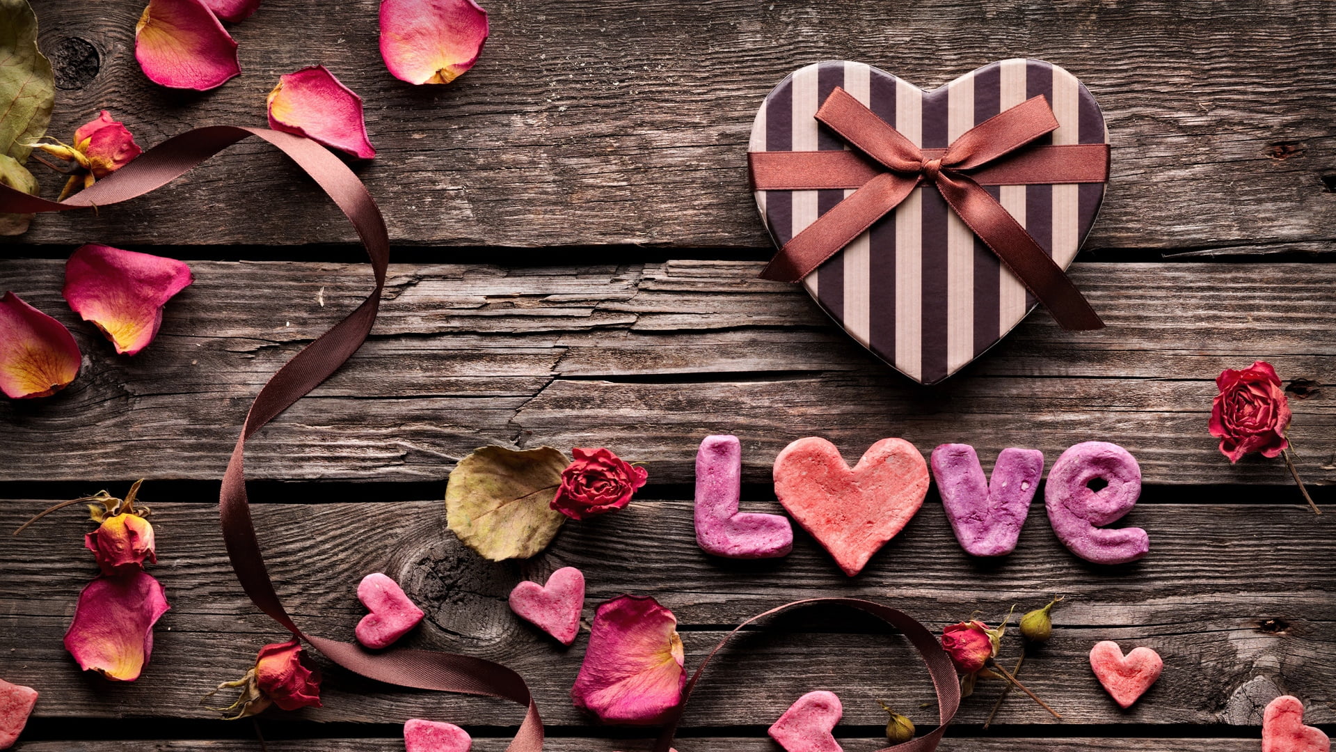 old-fashioned, ribbon - sewing item, studio shot, ornate, heart, anniversary, pink Color, brown, holiday, large group of objects, arrangement, 1080P, ribbon, HD Wallpaper