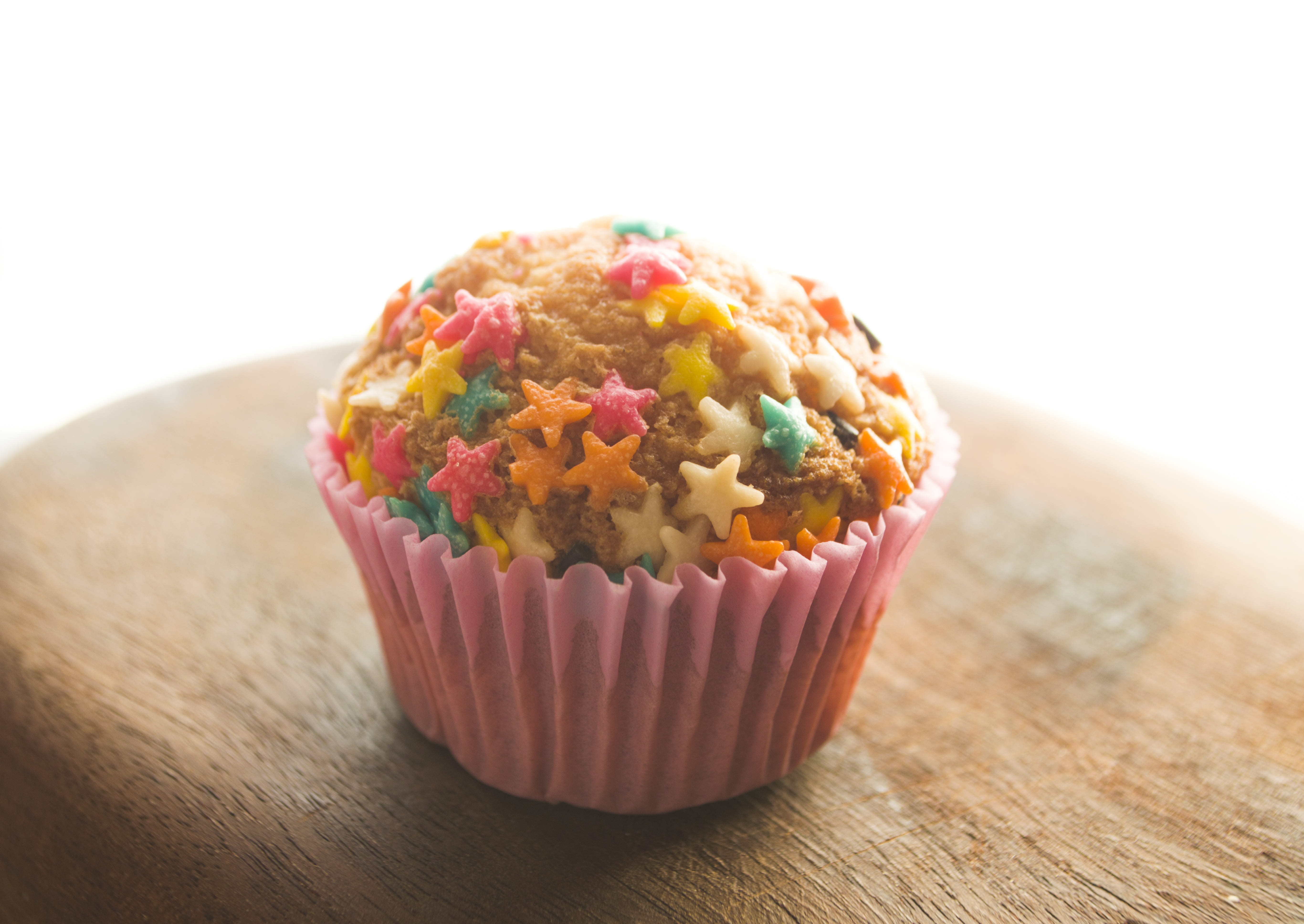 freshness, snack, no people, still life, cupcake holder, star, indoors, 5K, sprinkles, sweet food, unhealthy eating, sweet, multi colored, mufin, dessert, HD Wallpaper