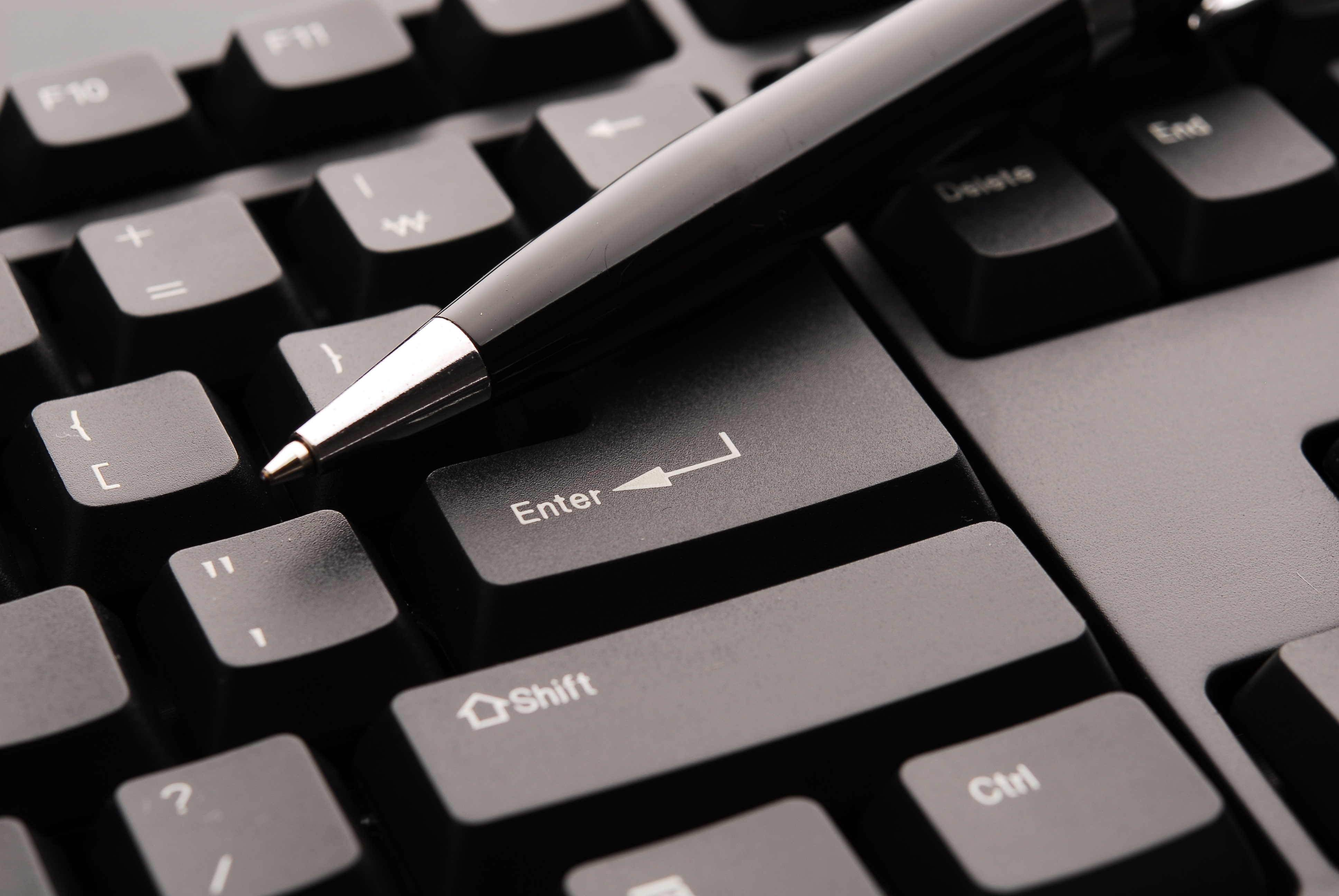 black, close-up, western script, no people, plan, communication, wireless technology, internet, data, online, selective focus, the business, pen, high angle view, HD Wallpaper