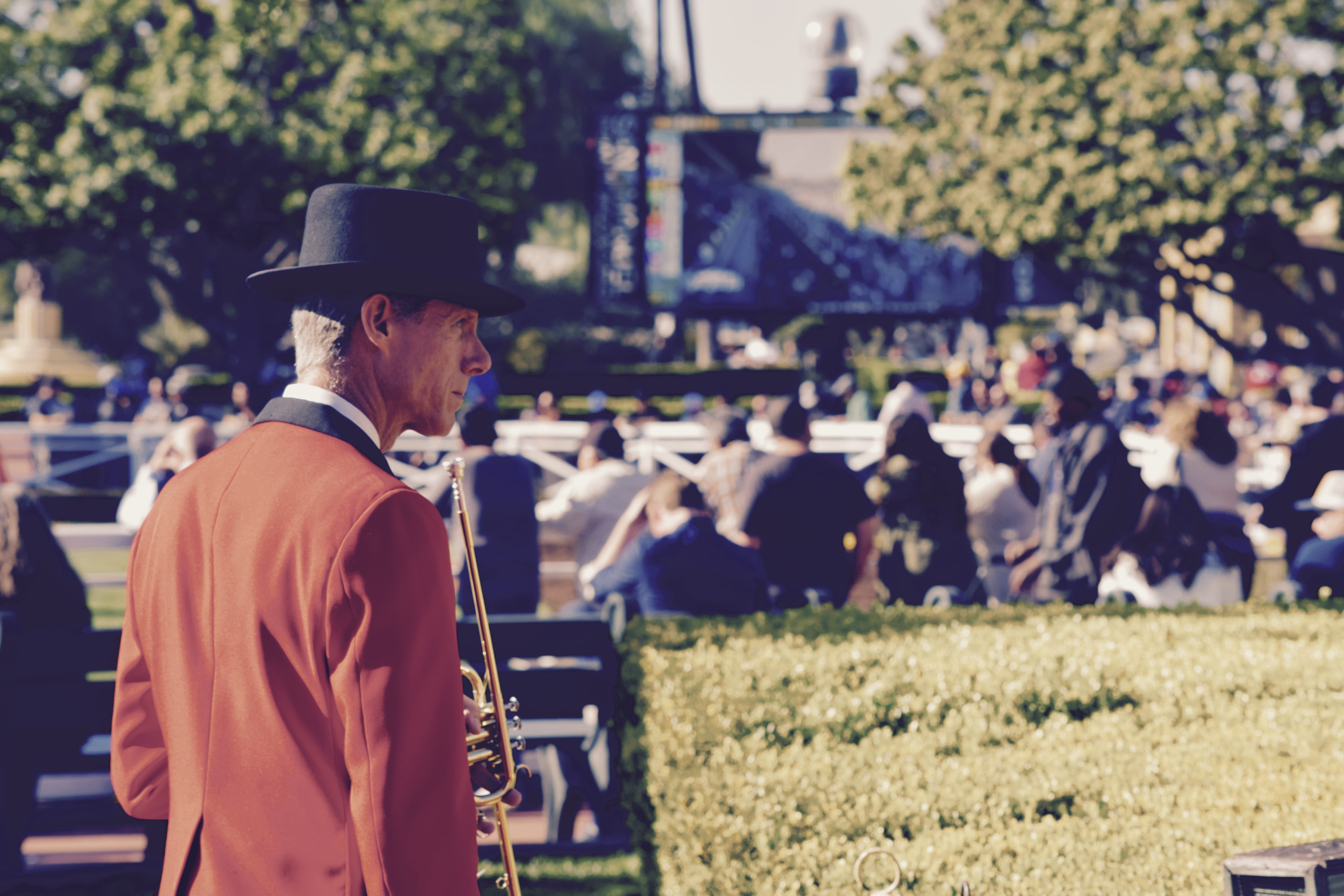 man, red, musician, casual clothing, trumpet, coat, arts culture and entertainment, hat, announcer, adult, horse races, men, waist up, music, musical instrument, HD Wallpaper